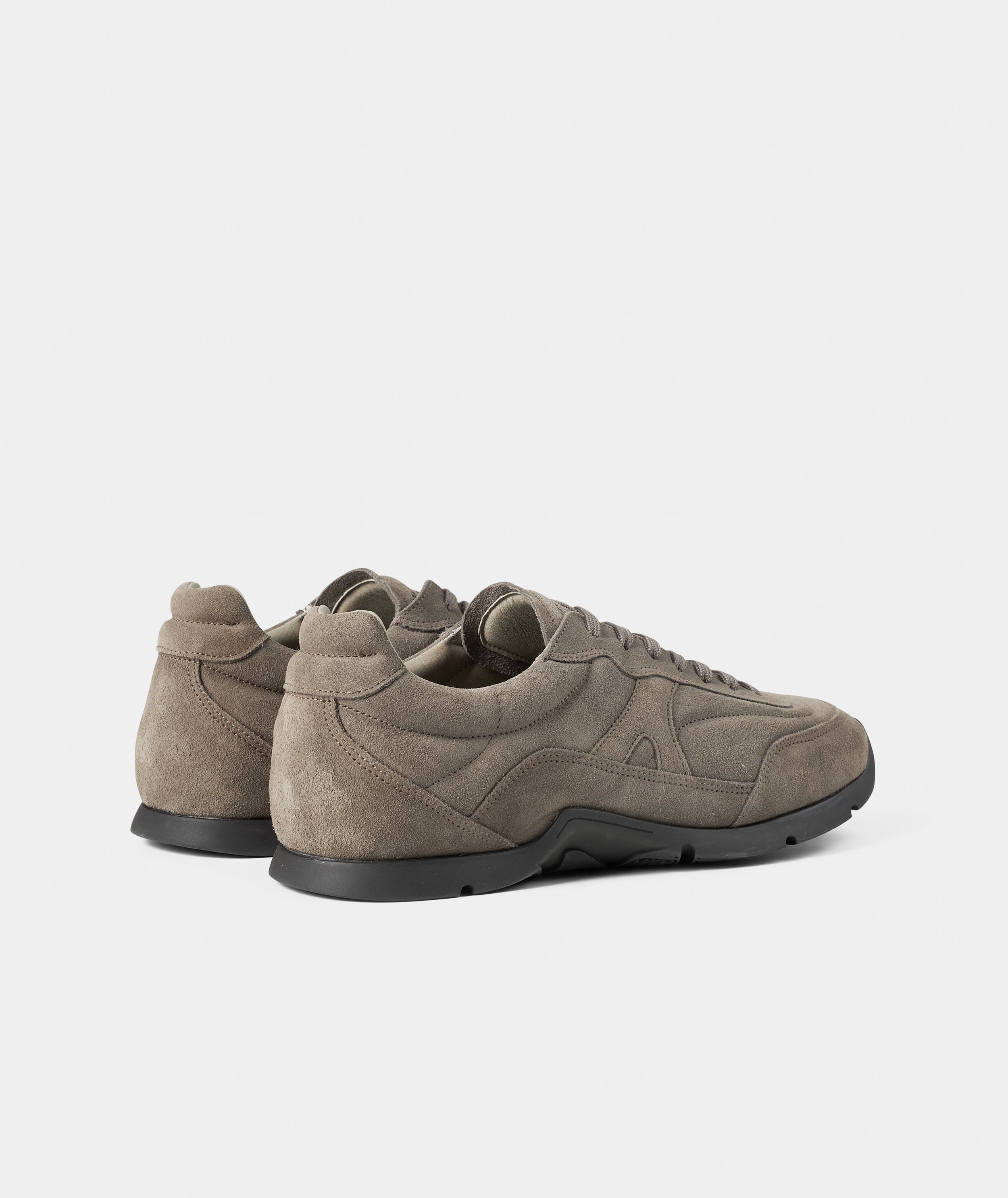 GARMENT PROJECT WMNS Ari - Truffle Suede Sneakers
