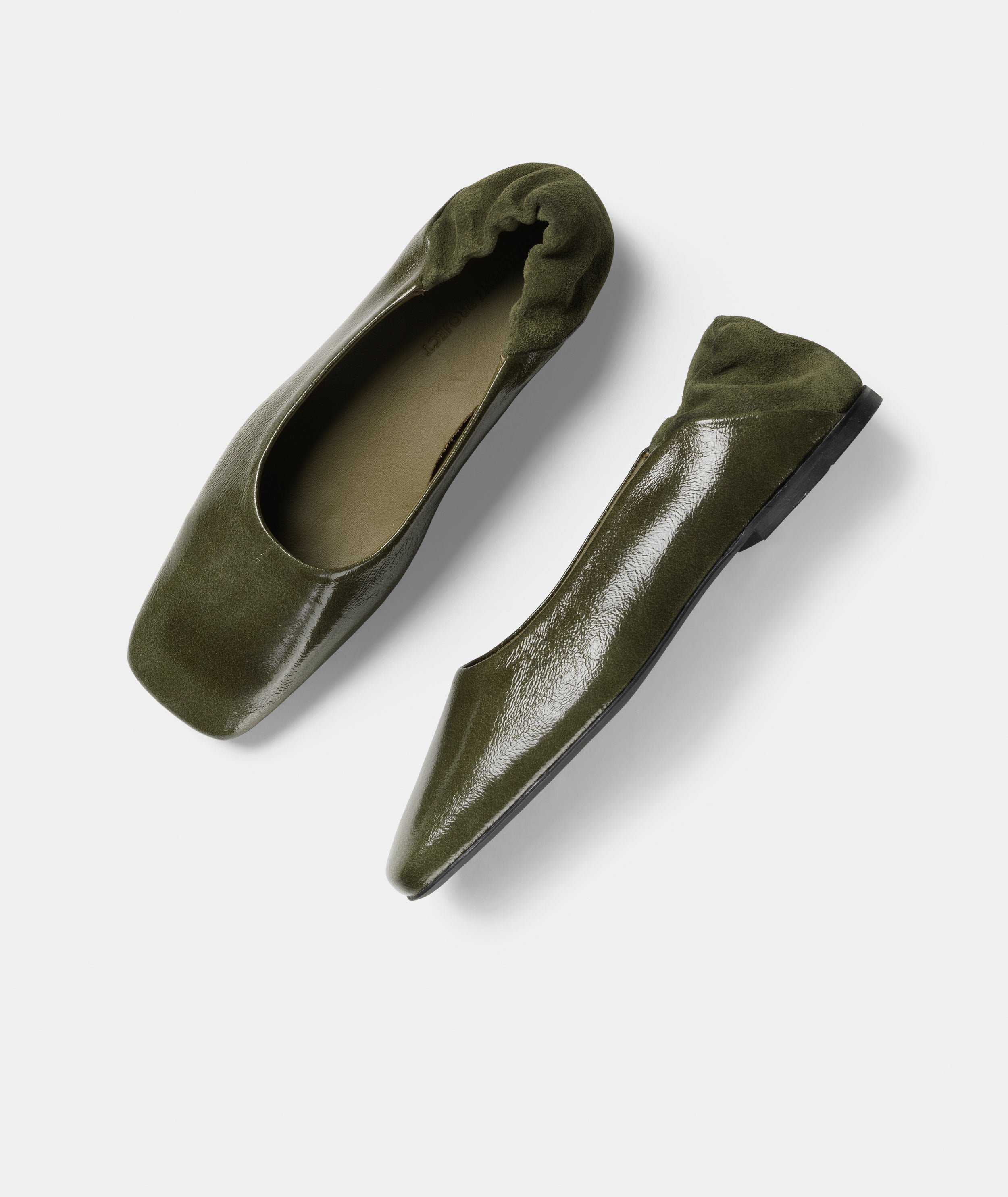 GARMENT PROJECT WMNS Bella - Olive Vintage Patent Leather Ballerinas 250 Olive