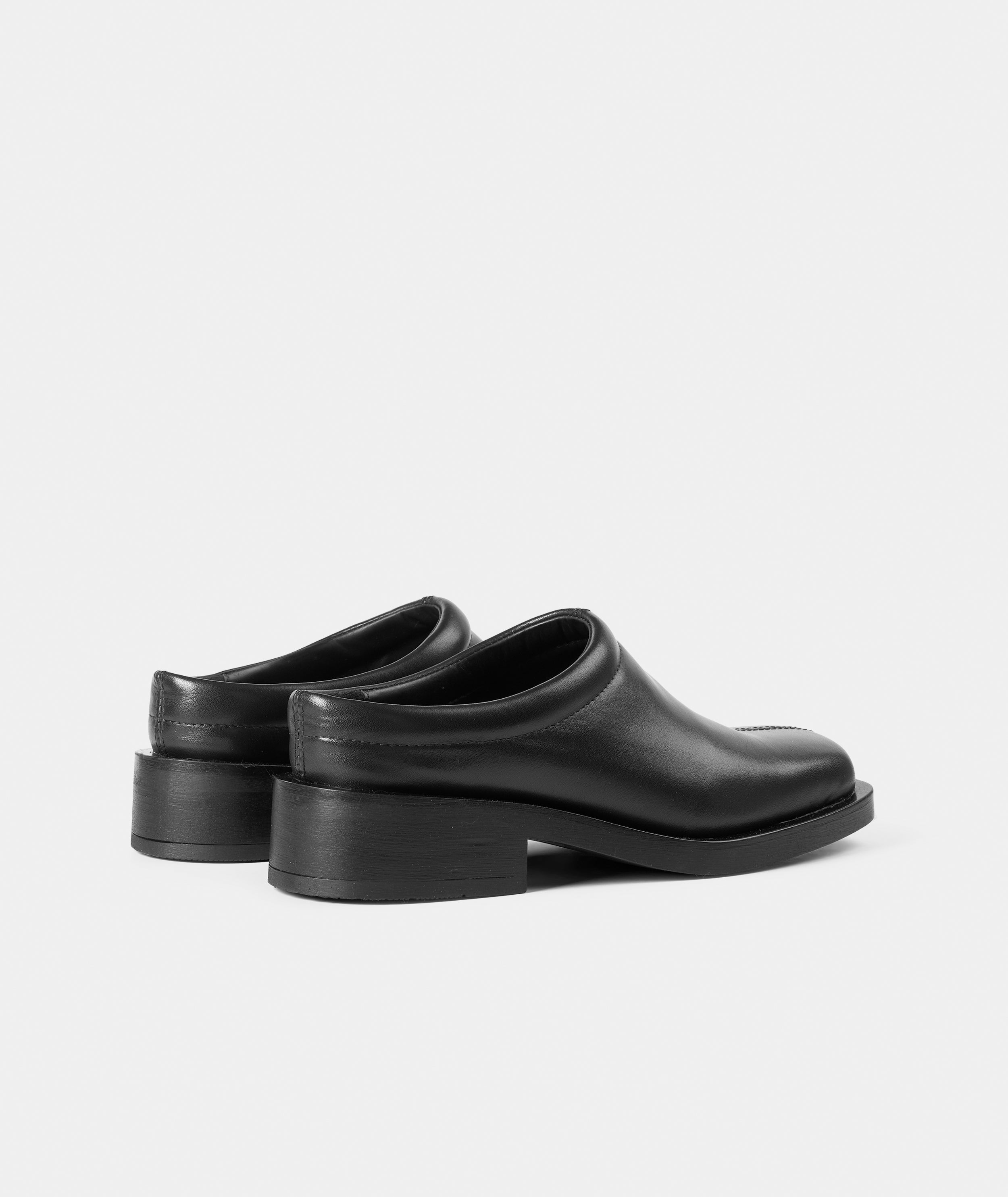 GARMENT PROJECT WMNS Blake - Black Leather Mules 999 Black