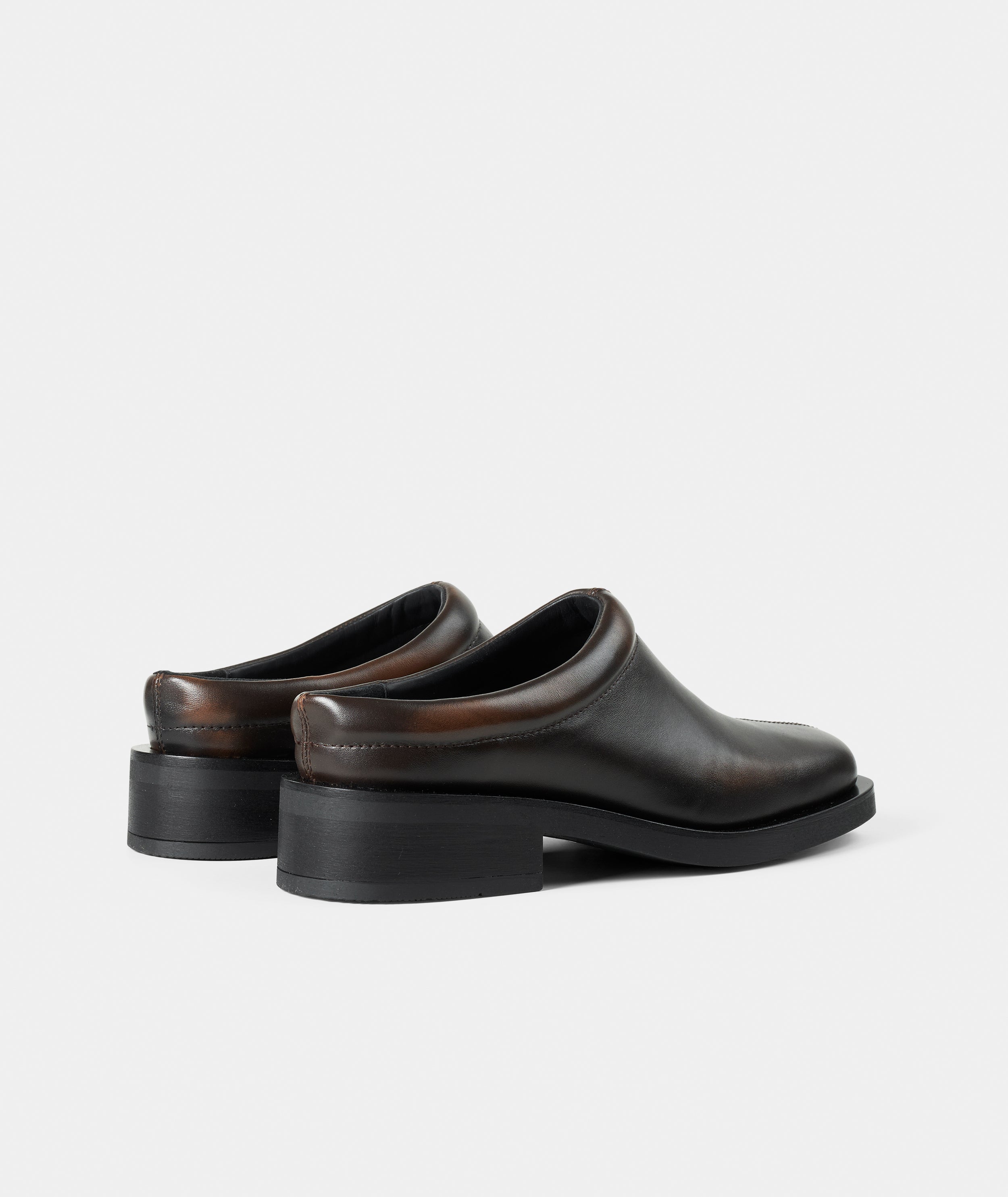 GARMENT PROJECT WMNS Blake - Brown Vintage Leather Mules 800 Brown