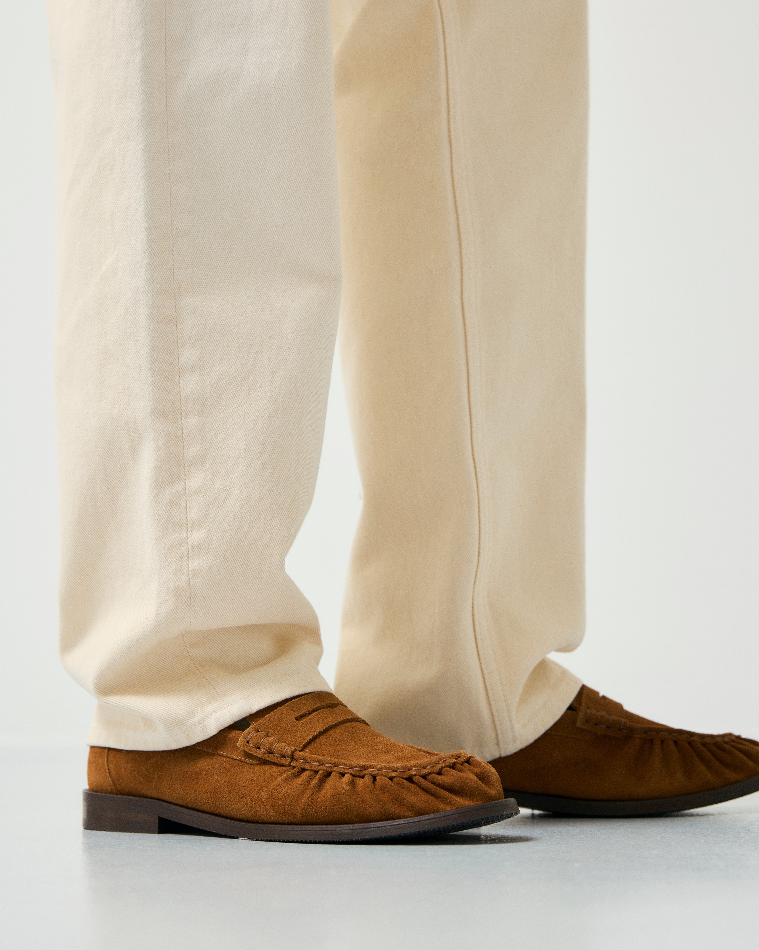 GARMENT PROJECT MAN Charlie - Cognac Suede Loafer 650 Cognac
