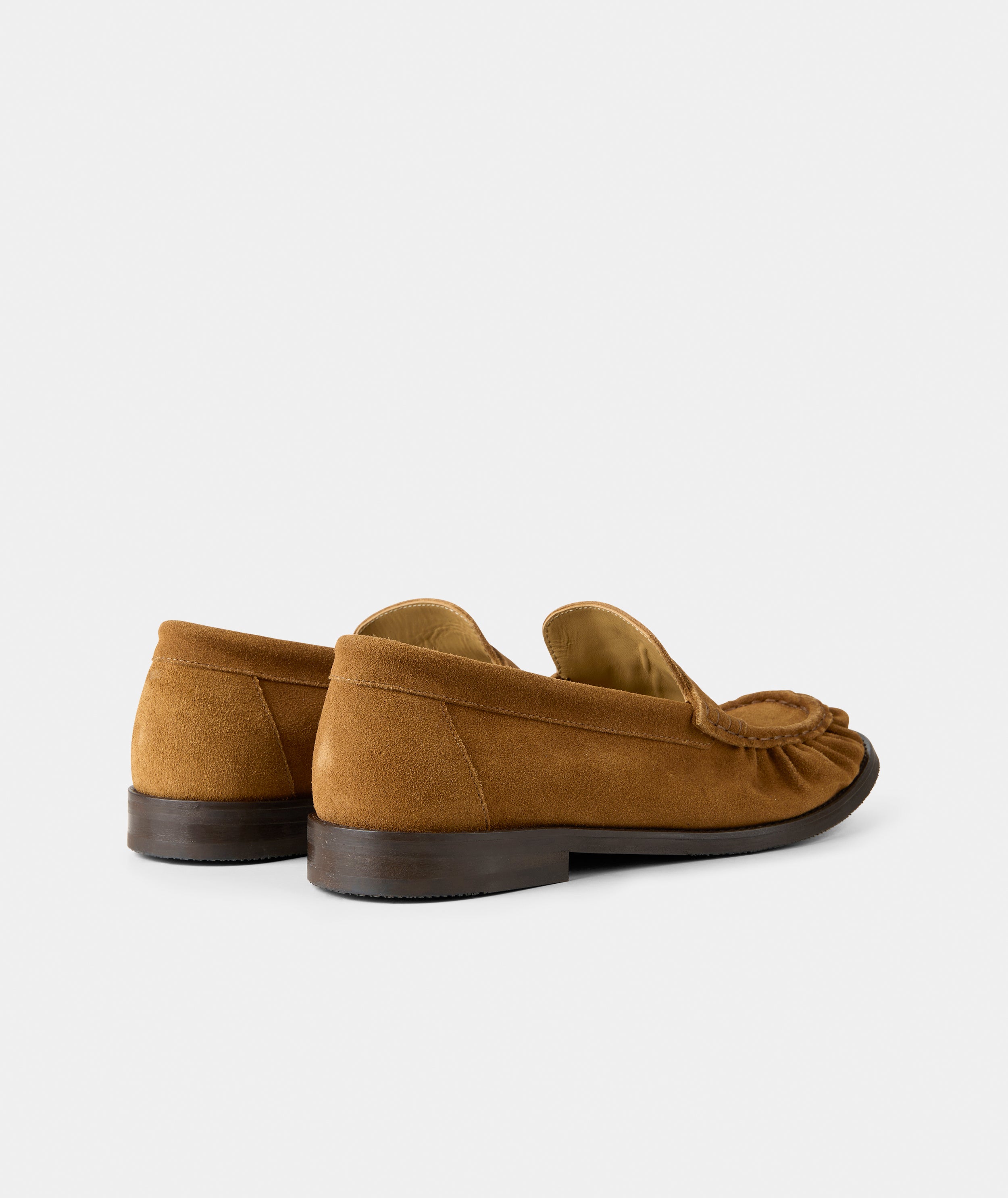 GARMENT PROJECT MAN Charlie - Cognac Suede Loafer 650 Cognac