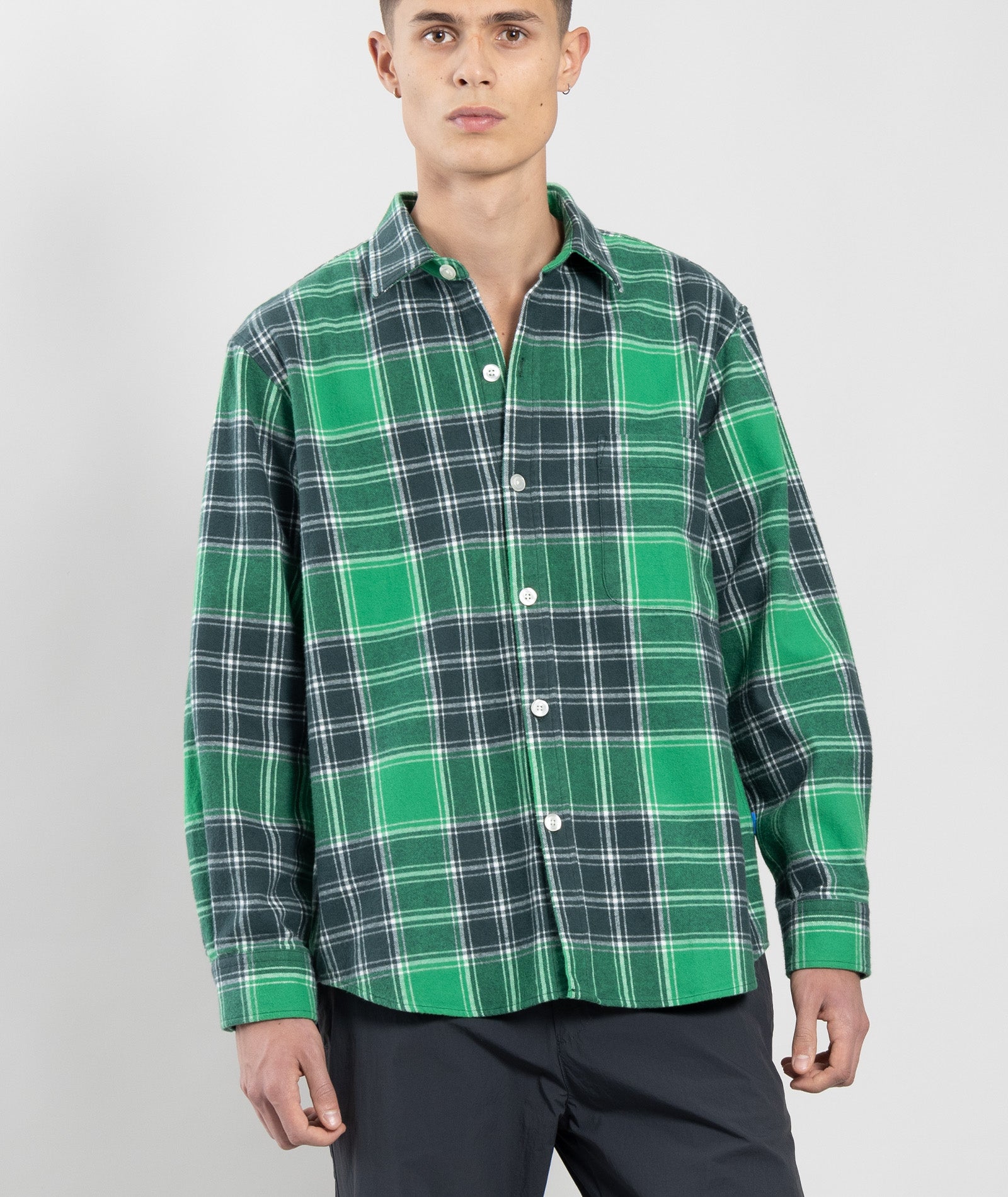 GARMENT PROJECT MAN Check Overshirt - Green Overshirt 200 Green