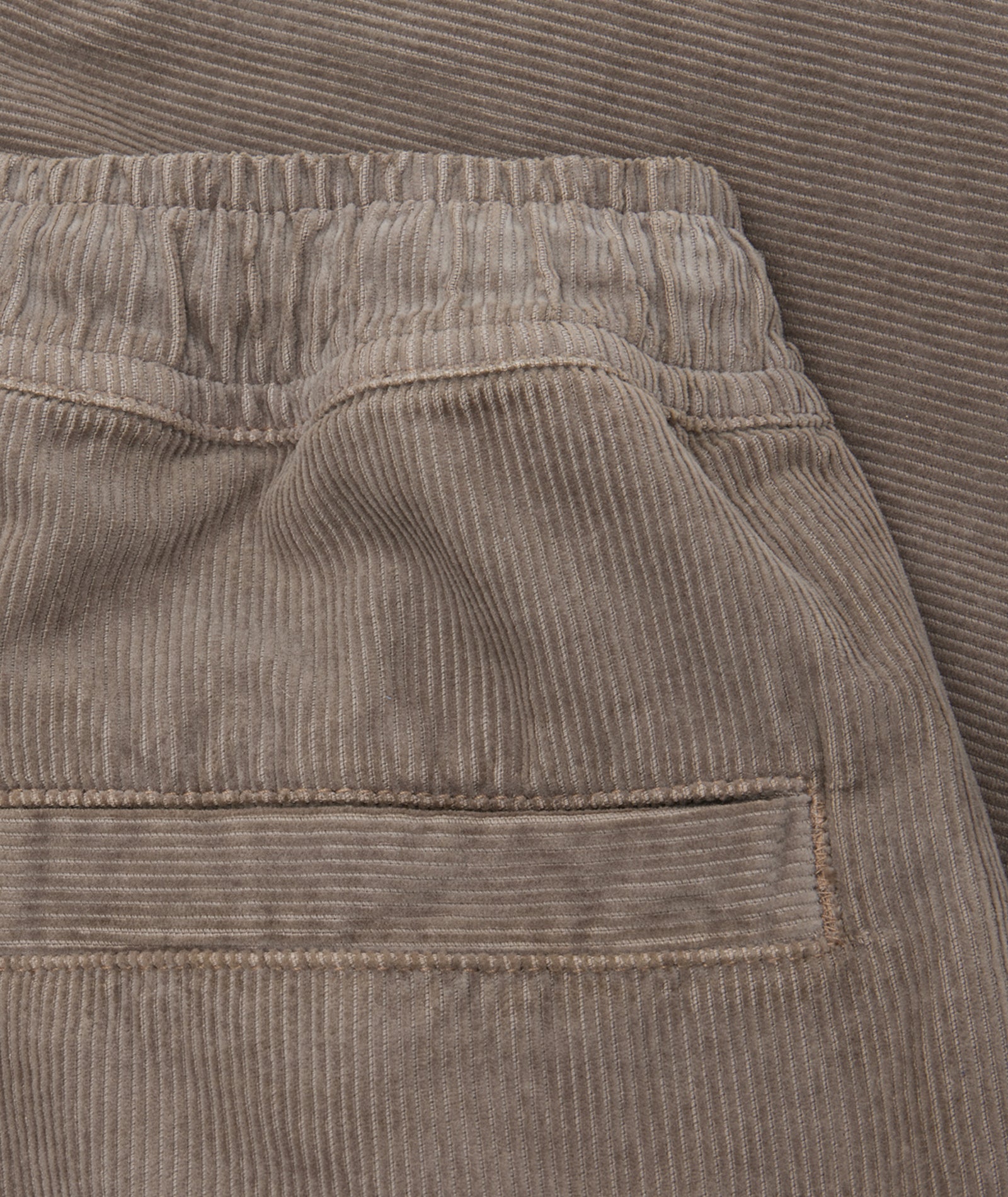 GARMENT PROJECT MAN Corduroy Shorts - Elephant Pant 460 Elephant