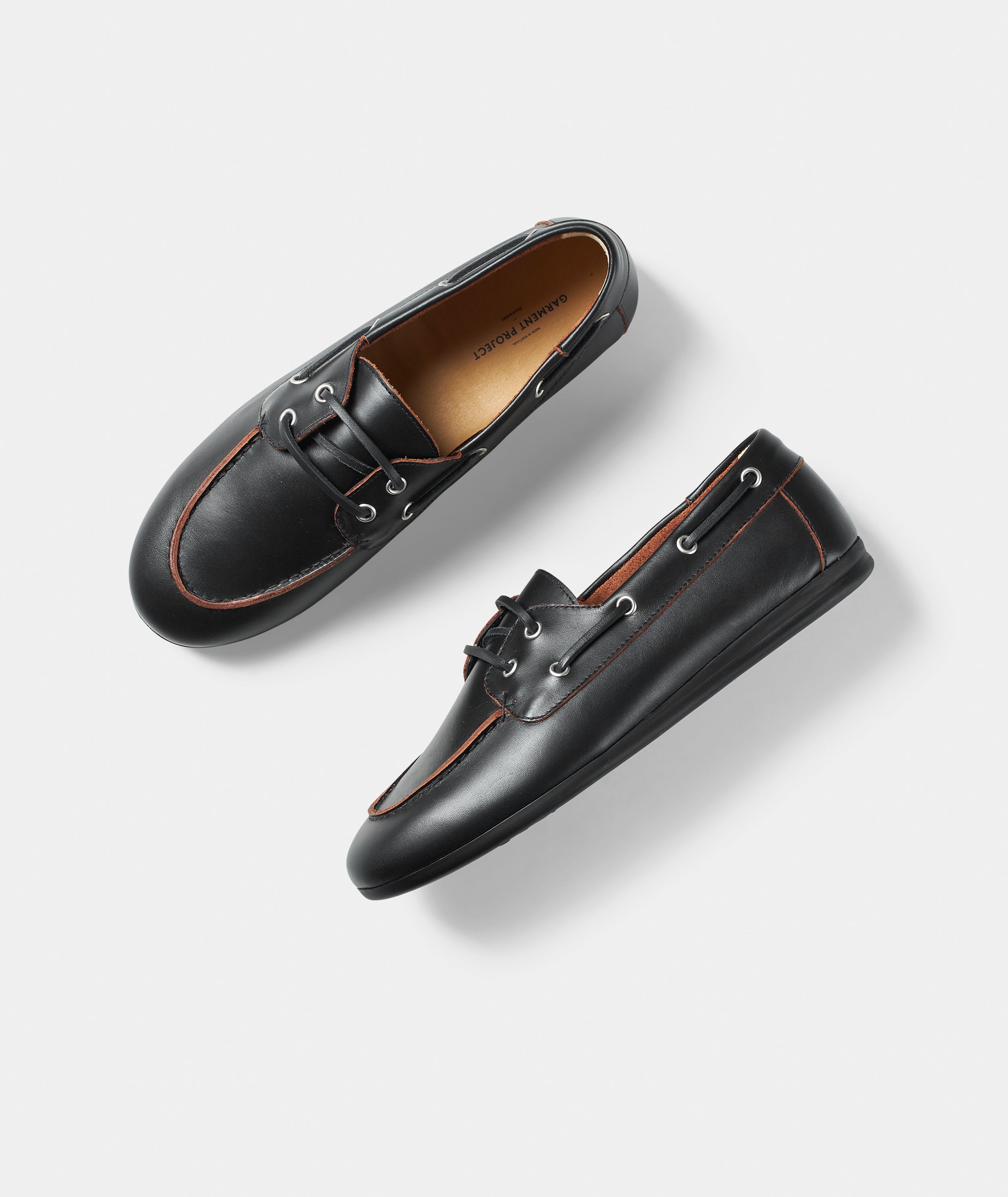 GARMENT PROJECT WMNS Daisy Boat Shoe - Black Vintage Leather Shoes