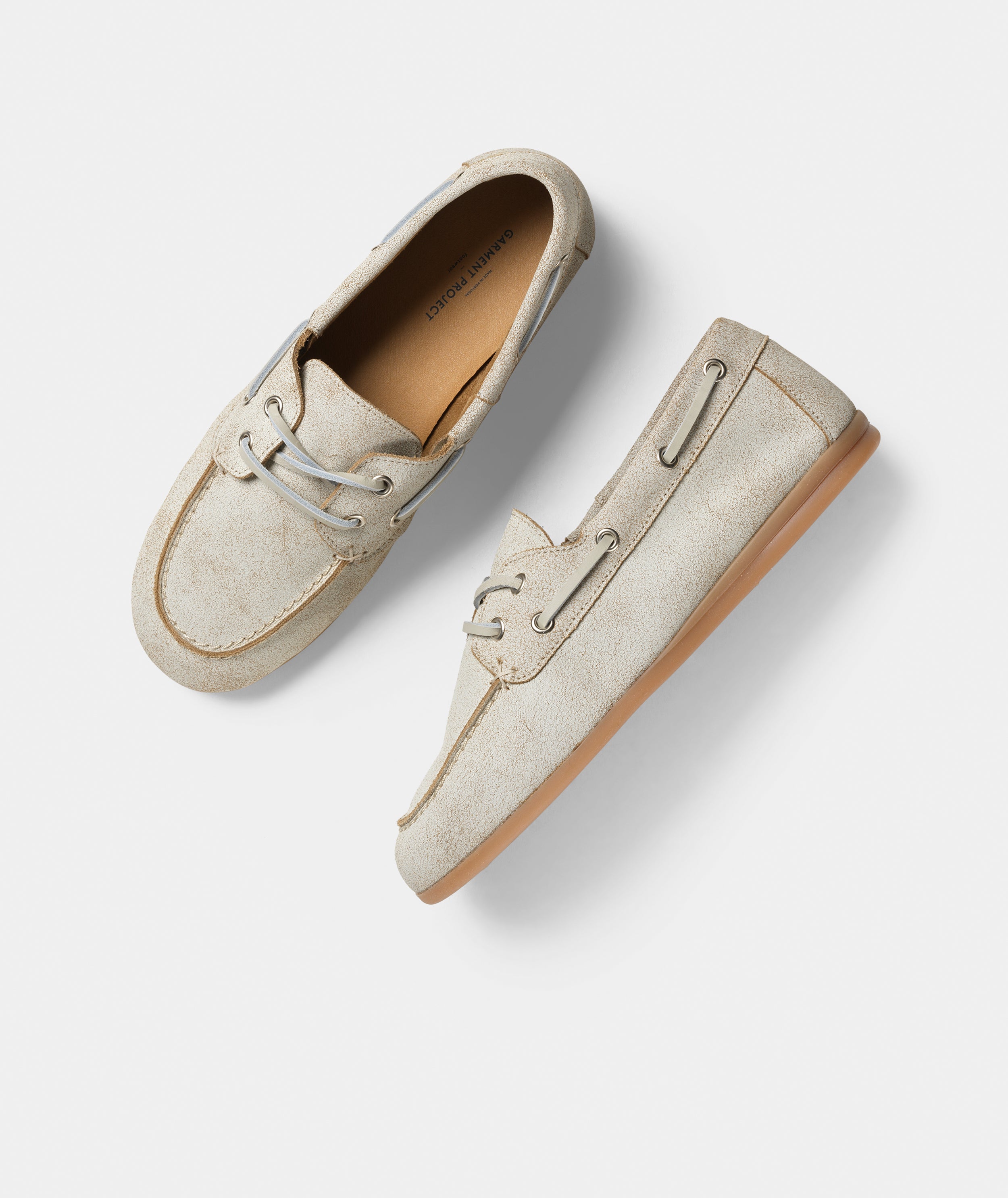 GARMENT PROJECT WMNS Daisy Boat Shoe - Off-White Cracked Leather Shoes 110 Off White