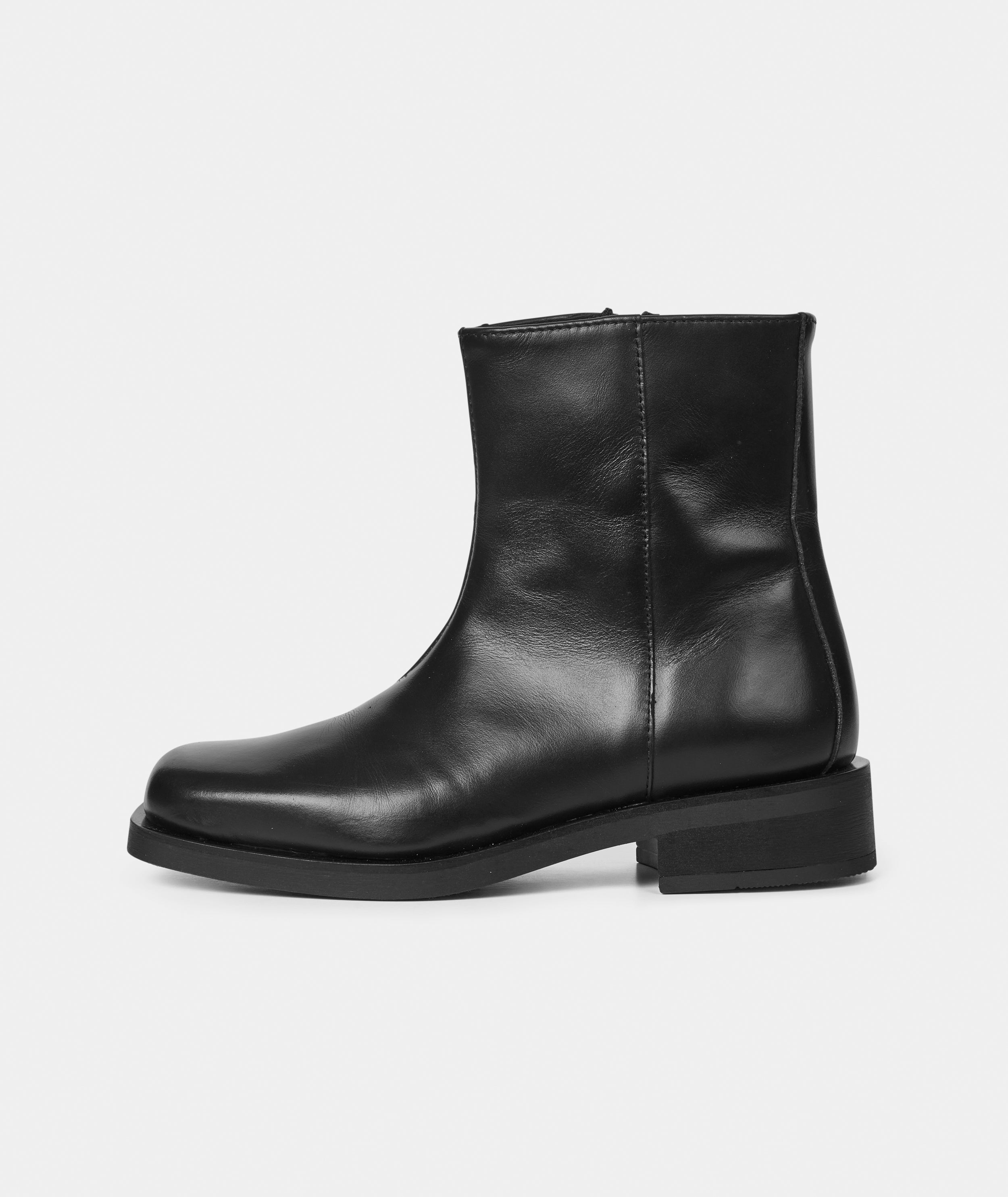 GARMENT PROJECT WMNS Drew - Black Leather Boots 999 Black