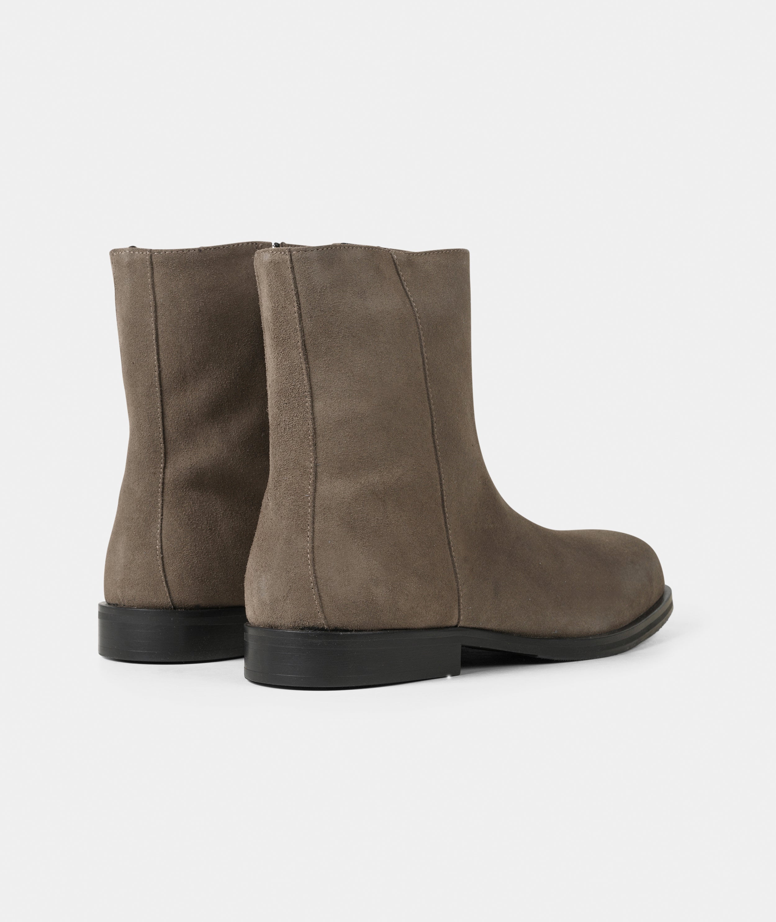 GARMENT PROJECT MAN Drew - Truffle Suede Boots 265 Truffle