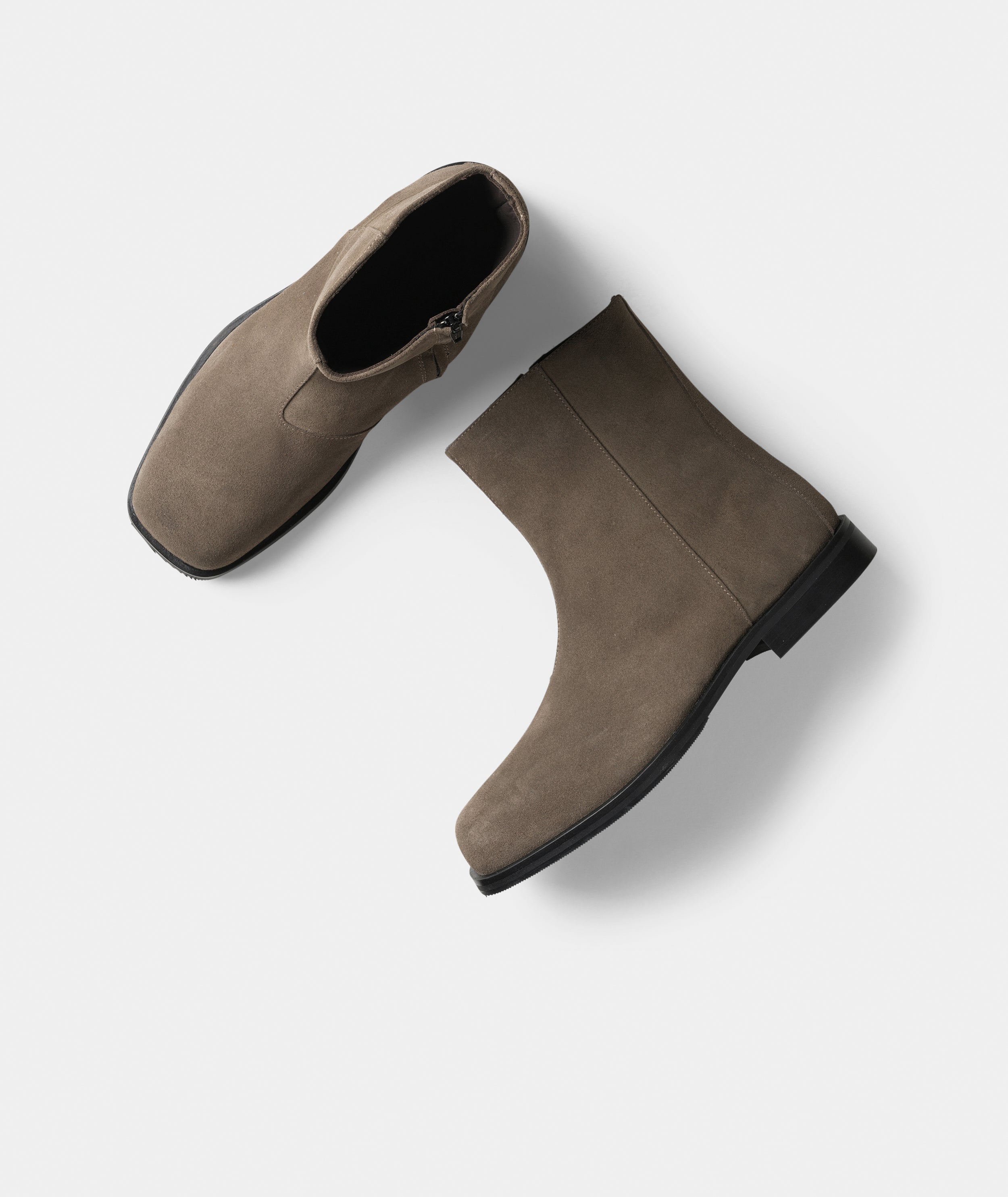 GARMENT PROJECT MAN Drew - Truffle Suede Boots 265 Truffle