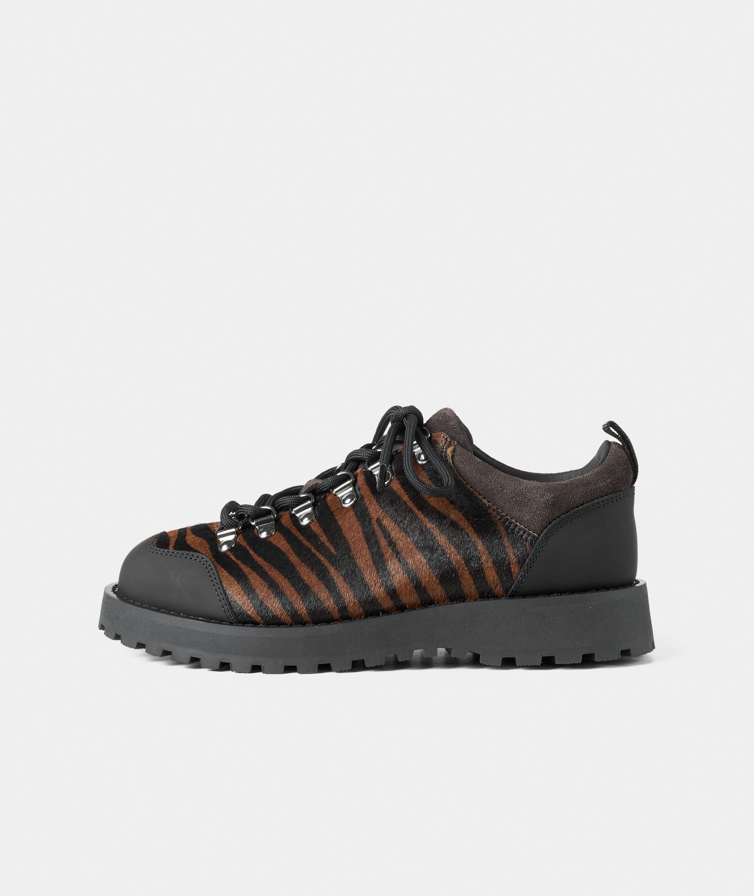 GARMENT PROJECT WMNS Dune Low - Brown Zebra Pony Hair Shoes 800 Brown