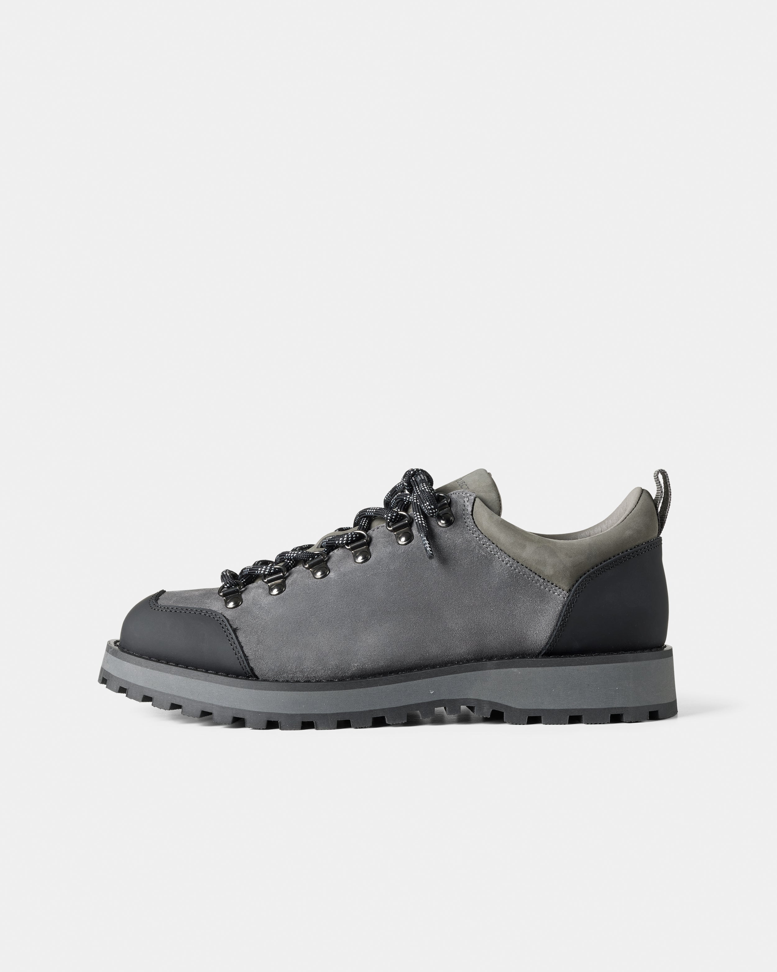 GARMENT PROJECT WMNS Dune Low - Dark Grey Suede Shoes 7673 Dark Grey