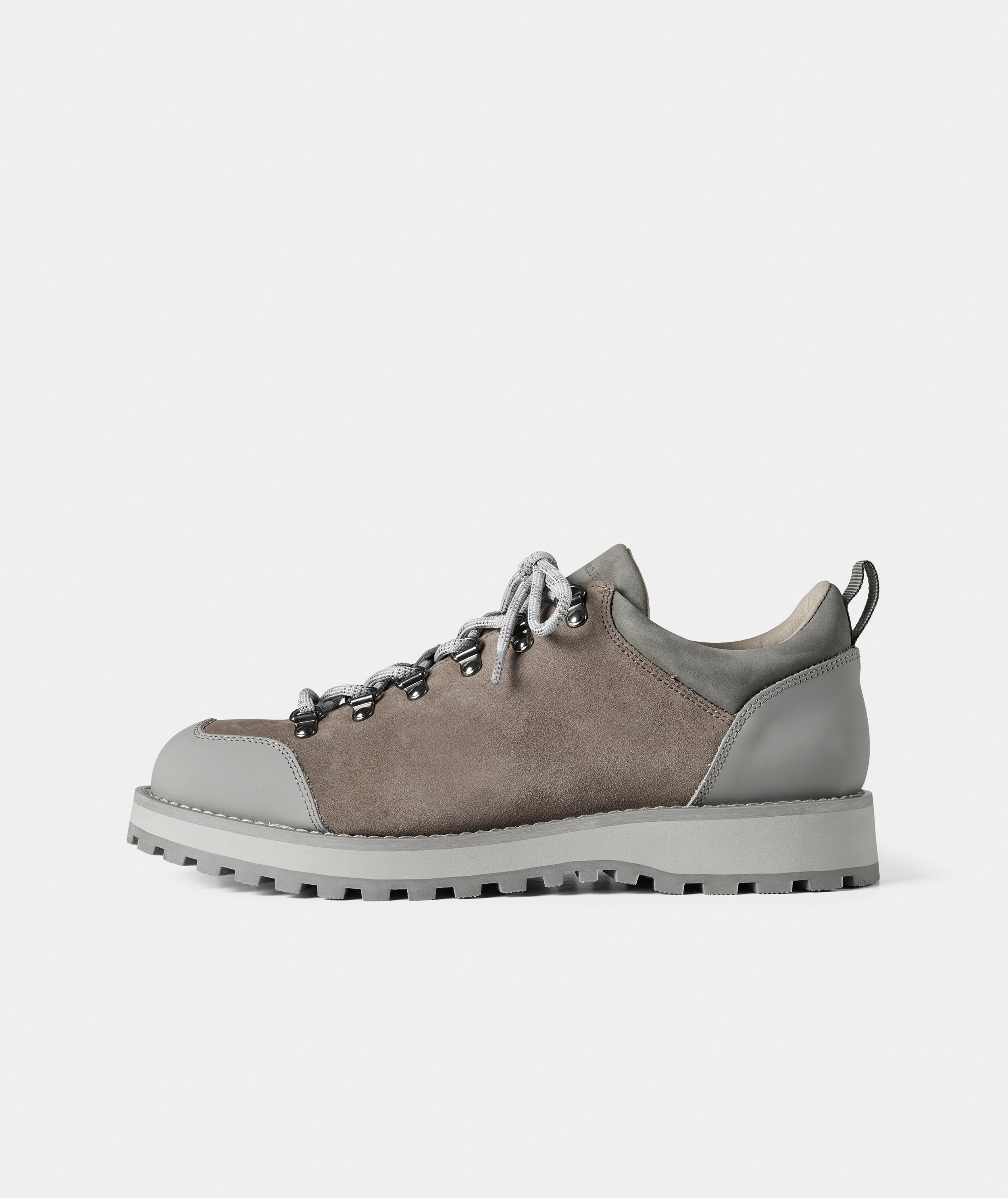 GARMENT PROJECT MAN Dune Low - Truffle Suede Shoes 265 Truffle