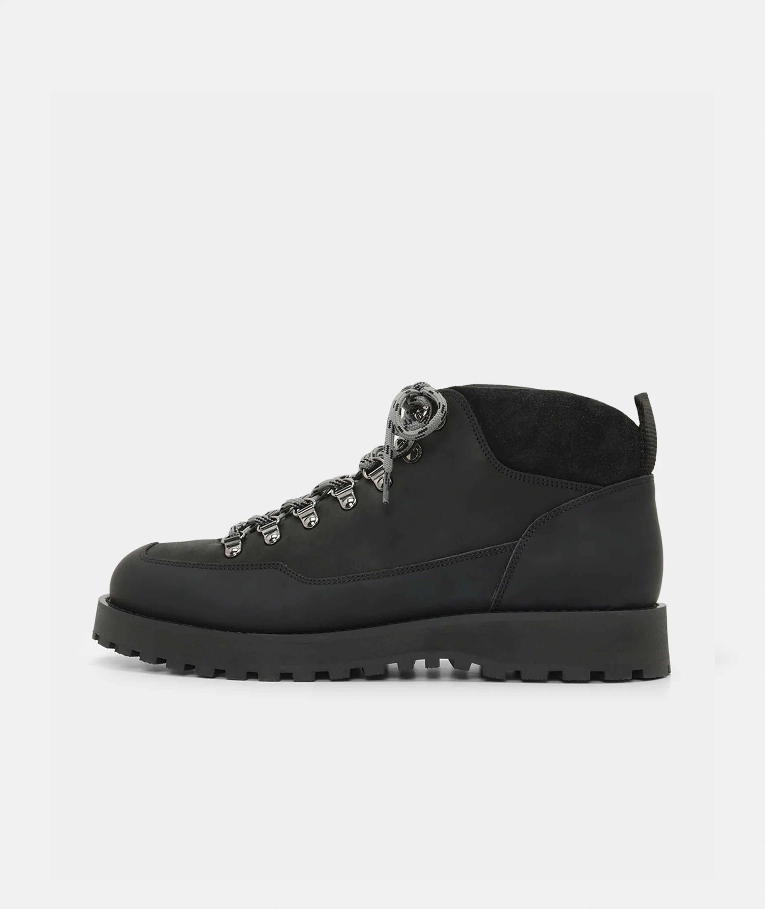 GARMENT PROJECT MAN Dune Mid - Black Crazy Horse Leather Boots 999 Black