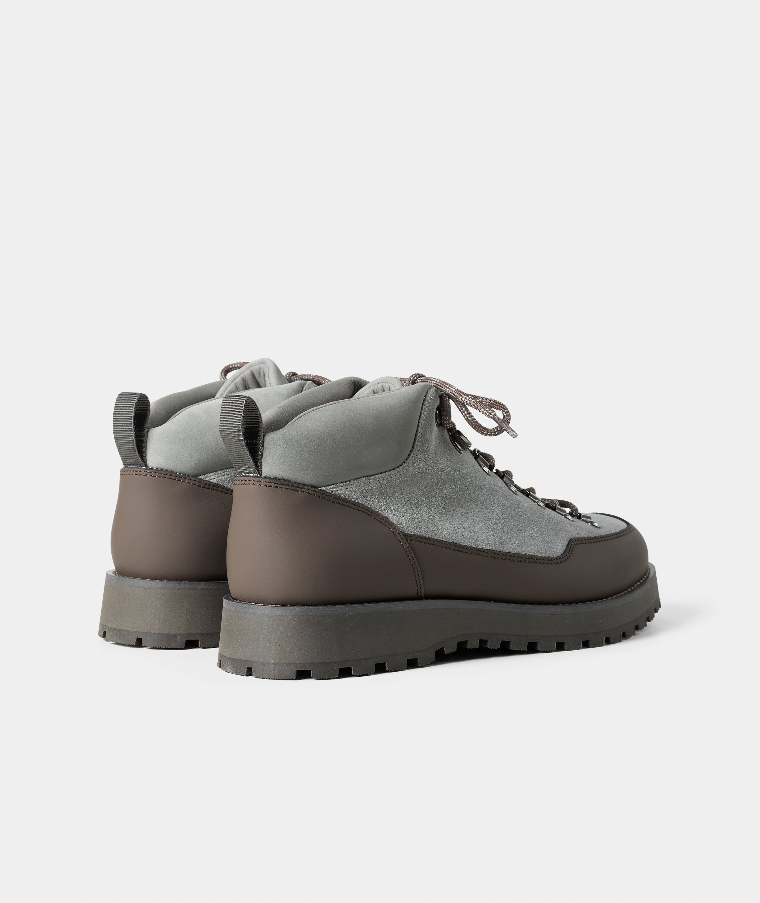 GARMENT PROJECT MAN Dune Mid - Light Grey Suede Boots 410 Light Grey