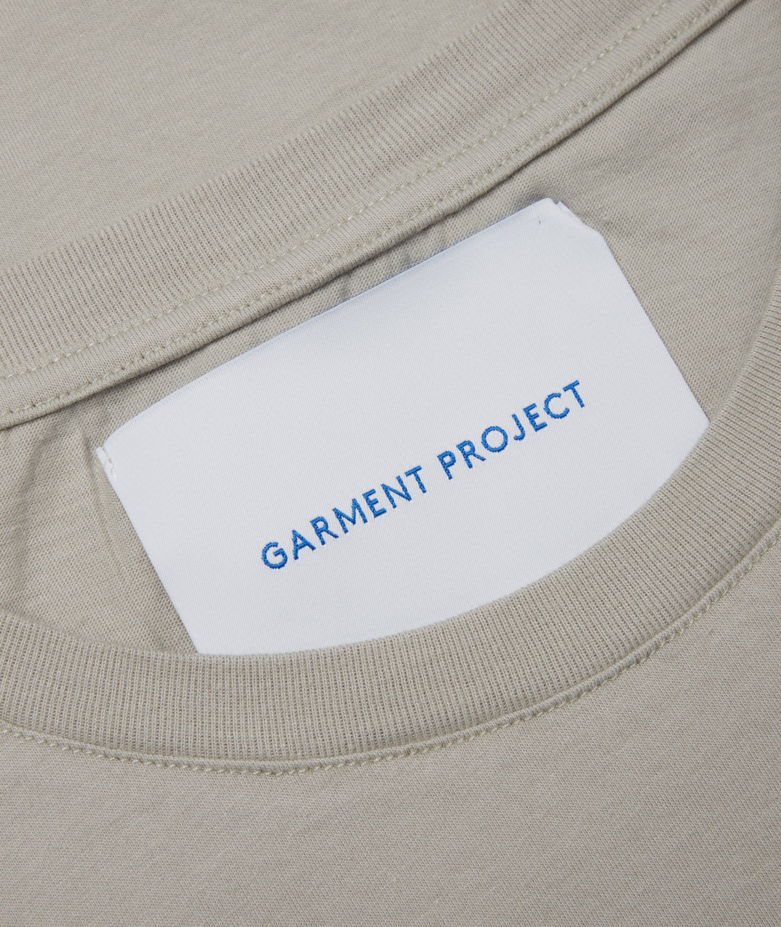 GARMENT PROJECT MAN GP Logo Tee - Silver Birch T-shirt