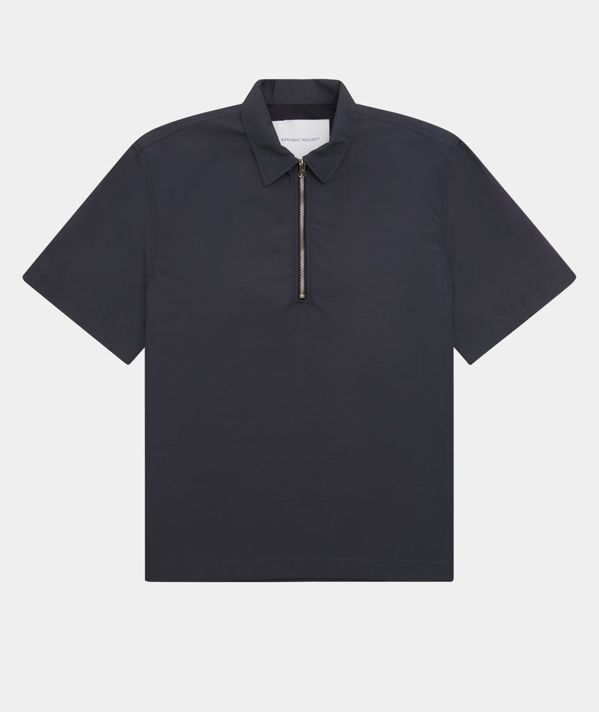 GARMENT PROJECT MAN Half Zip Shirt - Charcoal Shirt 445 Charcoal