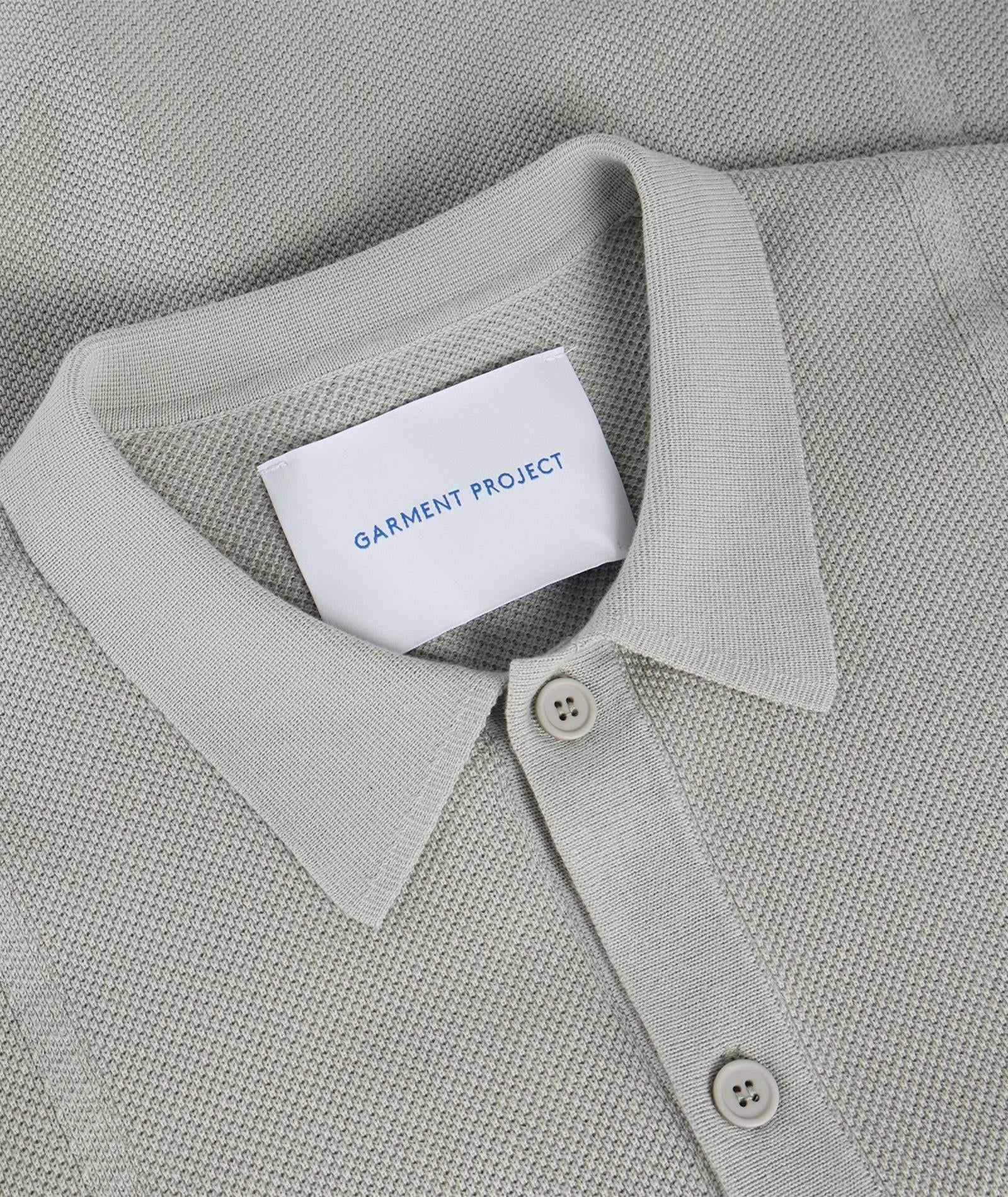 GARMENT PROJECT MAN Jeff SS - Dusty Green Shirt 255 Dusty Green