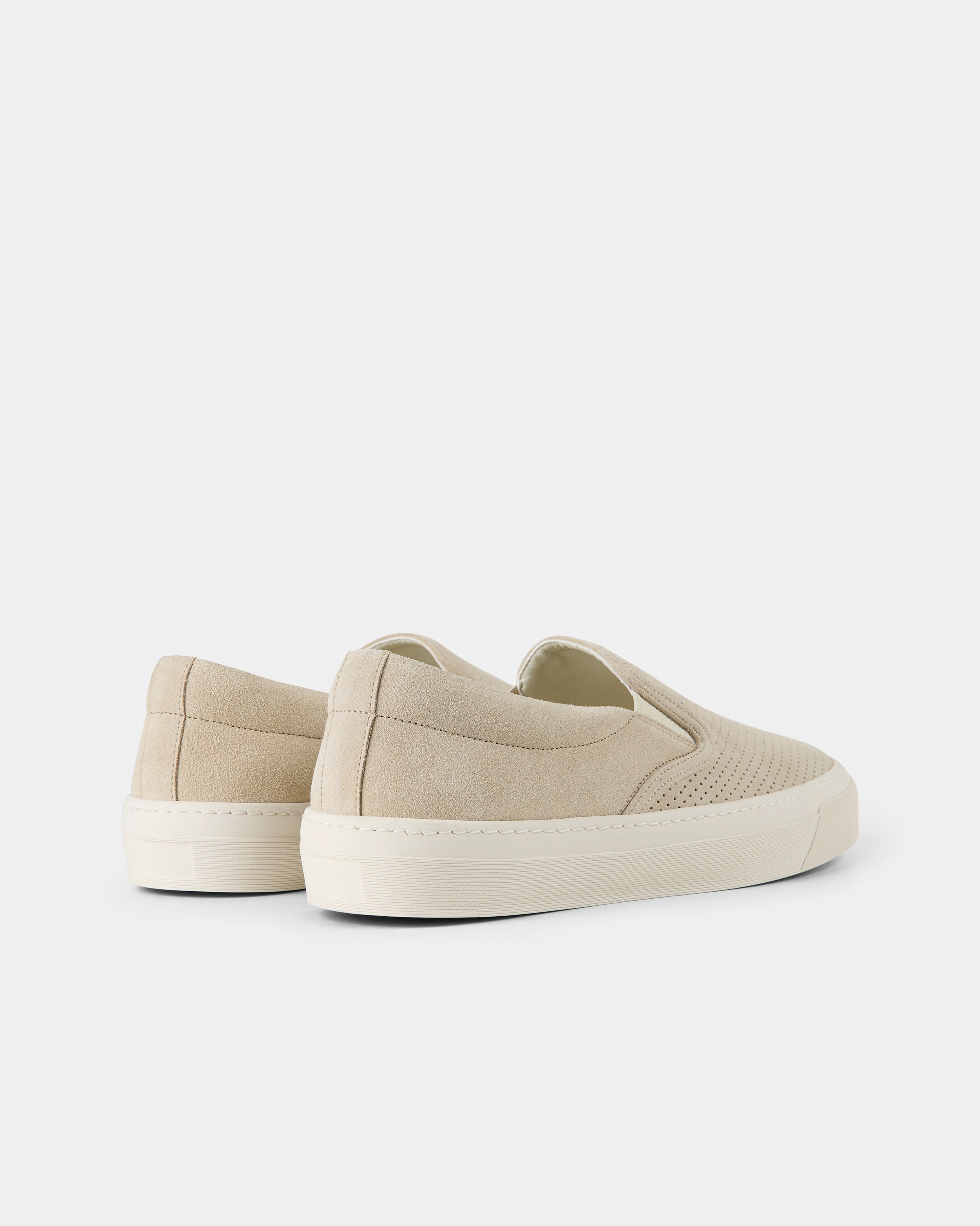 GARMENT PROJECT MAN Kit Slip-On - Sand Perforated Suede Sneakers 220 Sand
