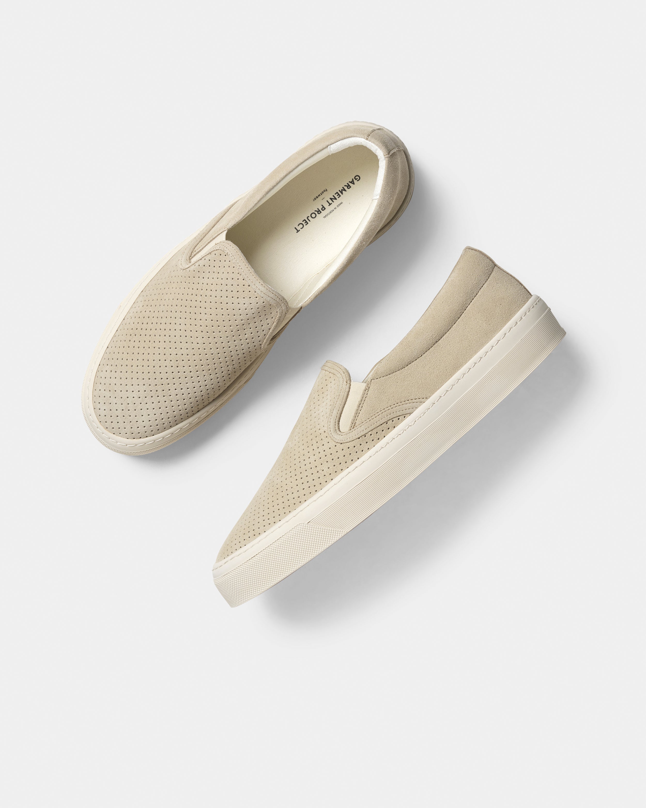 GARMENT PROJECT MAN Kit Slip-On - Sand Perforated Suede Sneakers 220 Sand