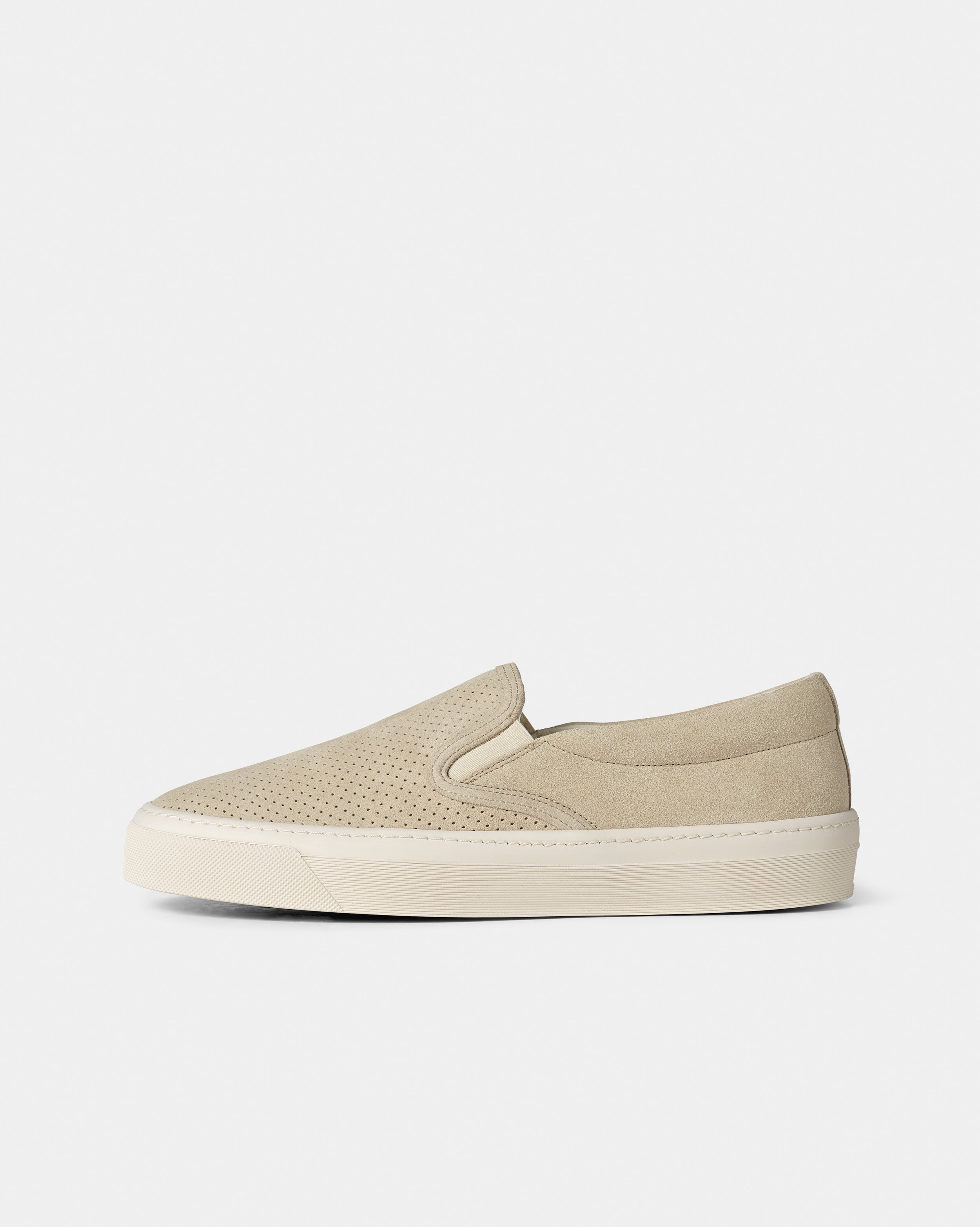 GARMENT PROJECT MAN Kit Slip-On - Sand Perforated Suede Sneakers 220 Sand