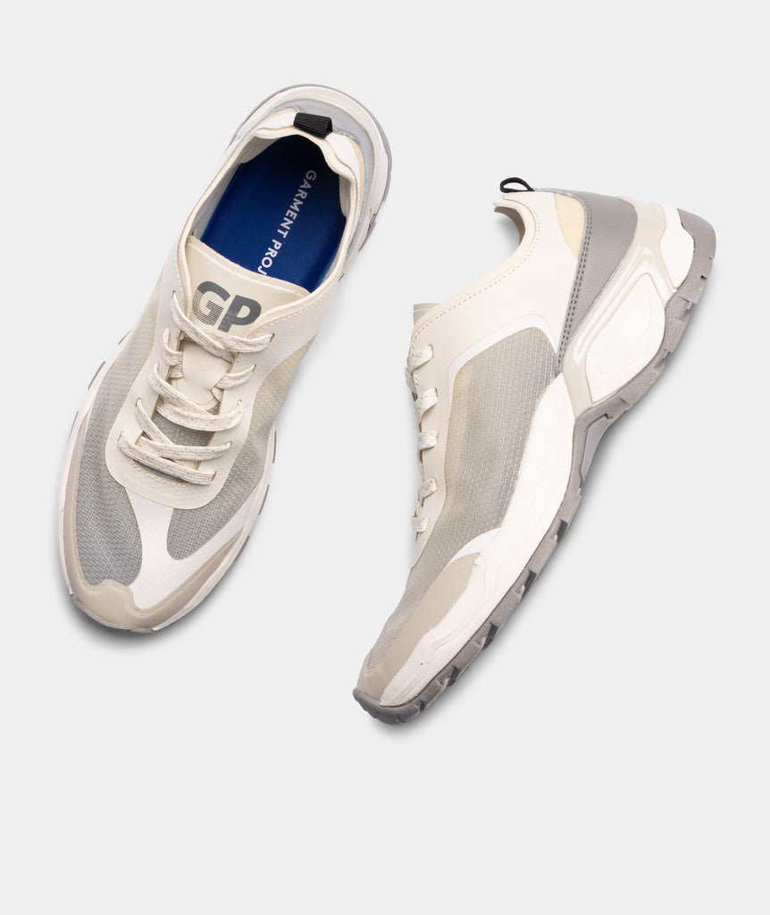 GARMENT PROJECT WMNS LR-10 Lightweight Runner - Off White Sneakers 110 Off White