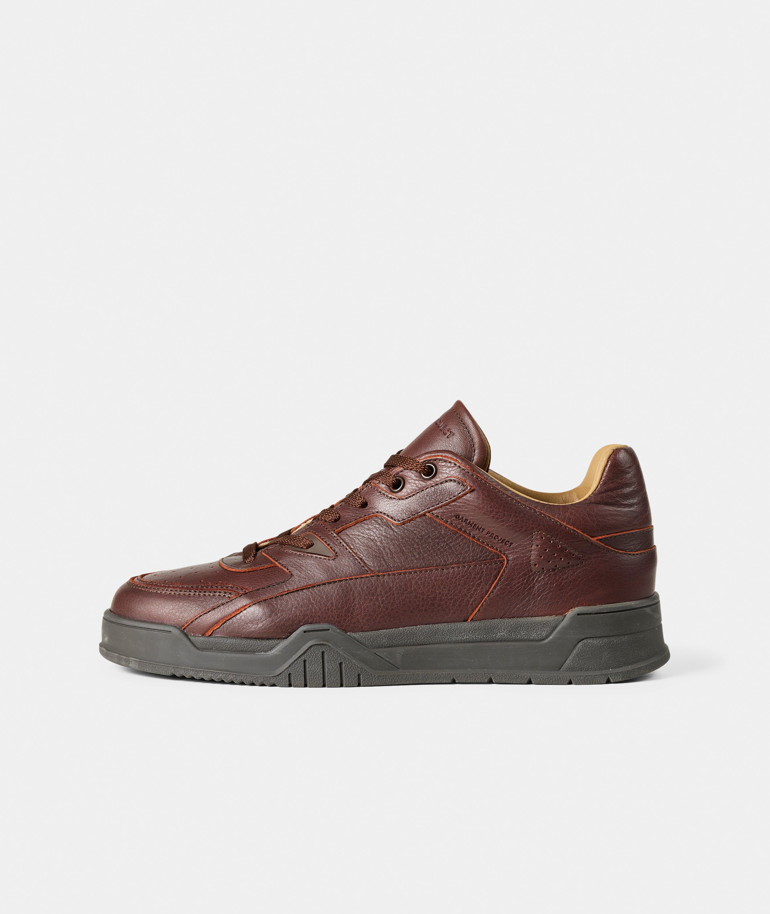 GARMENT PROJECT MAN Lee - Brown Tumbled Leather Sneakers 800 Brown