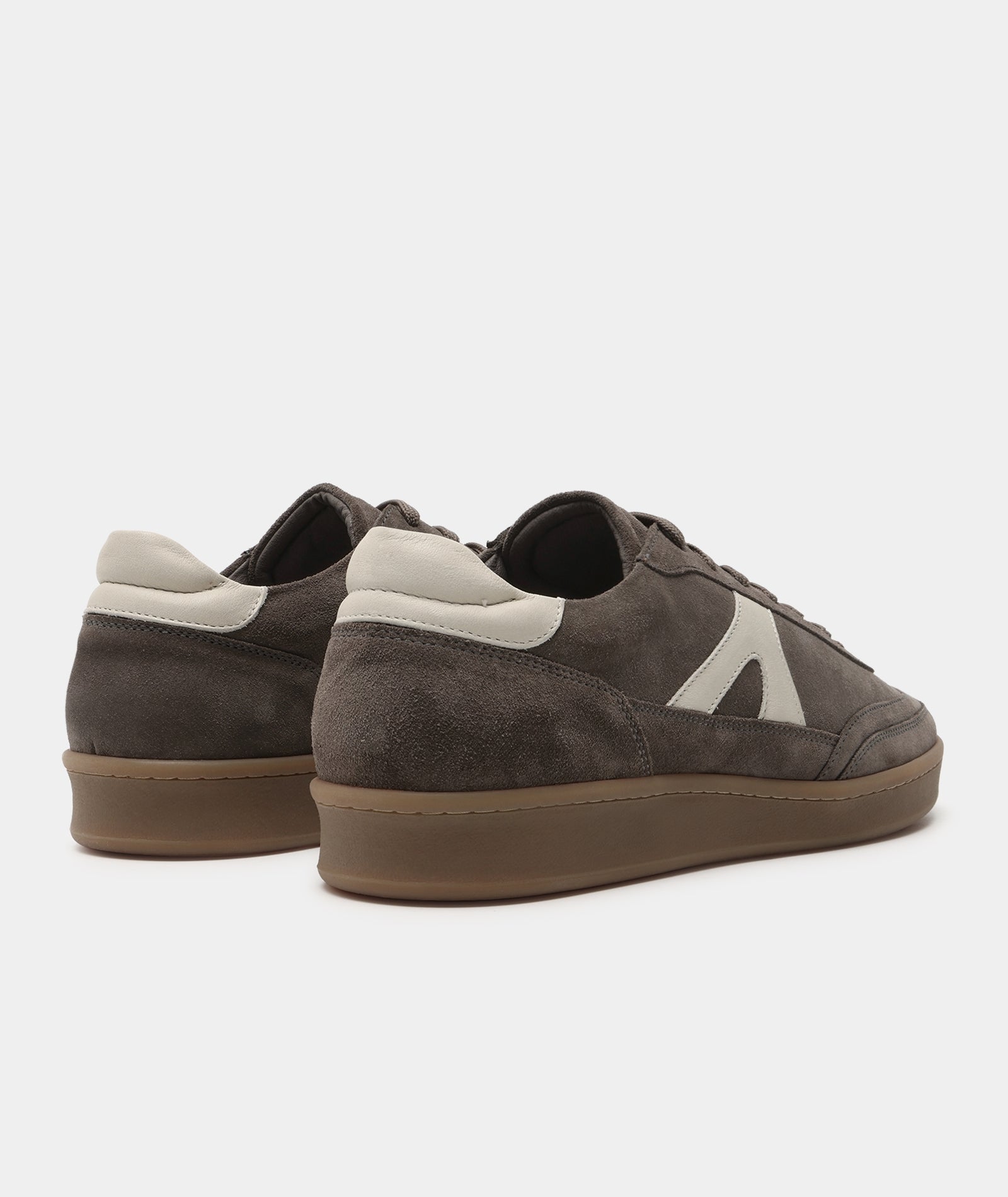 GARMENT PROJECT MAN Liga - Elephant Suede Sneakers 460 Elephant
