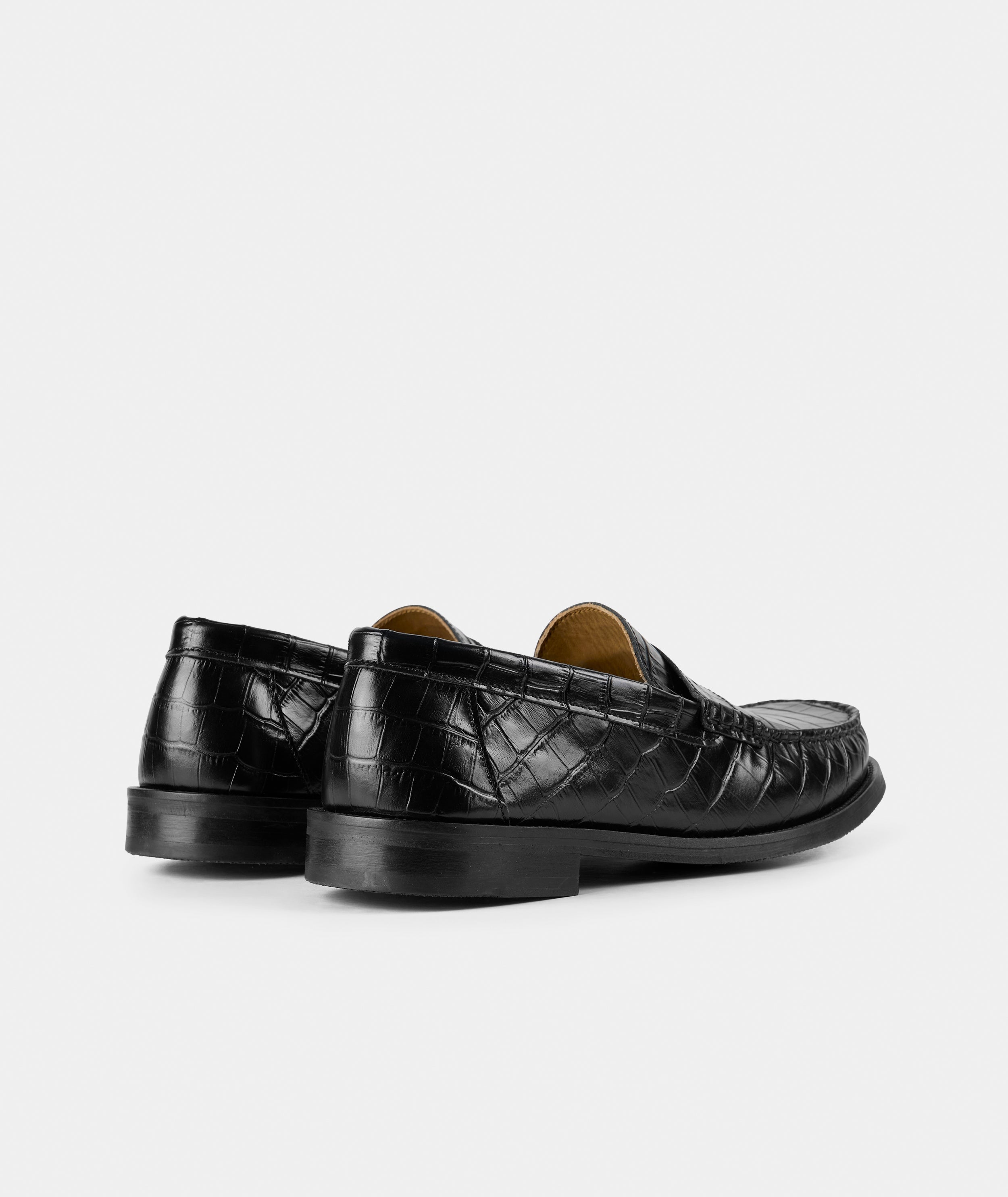 GARMENT PROJECT MAN Miles Penny Loafer - Black Croco Leather Loafer 999 Black