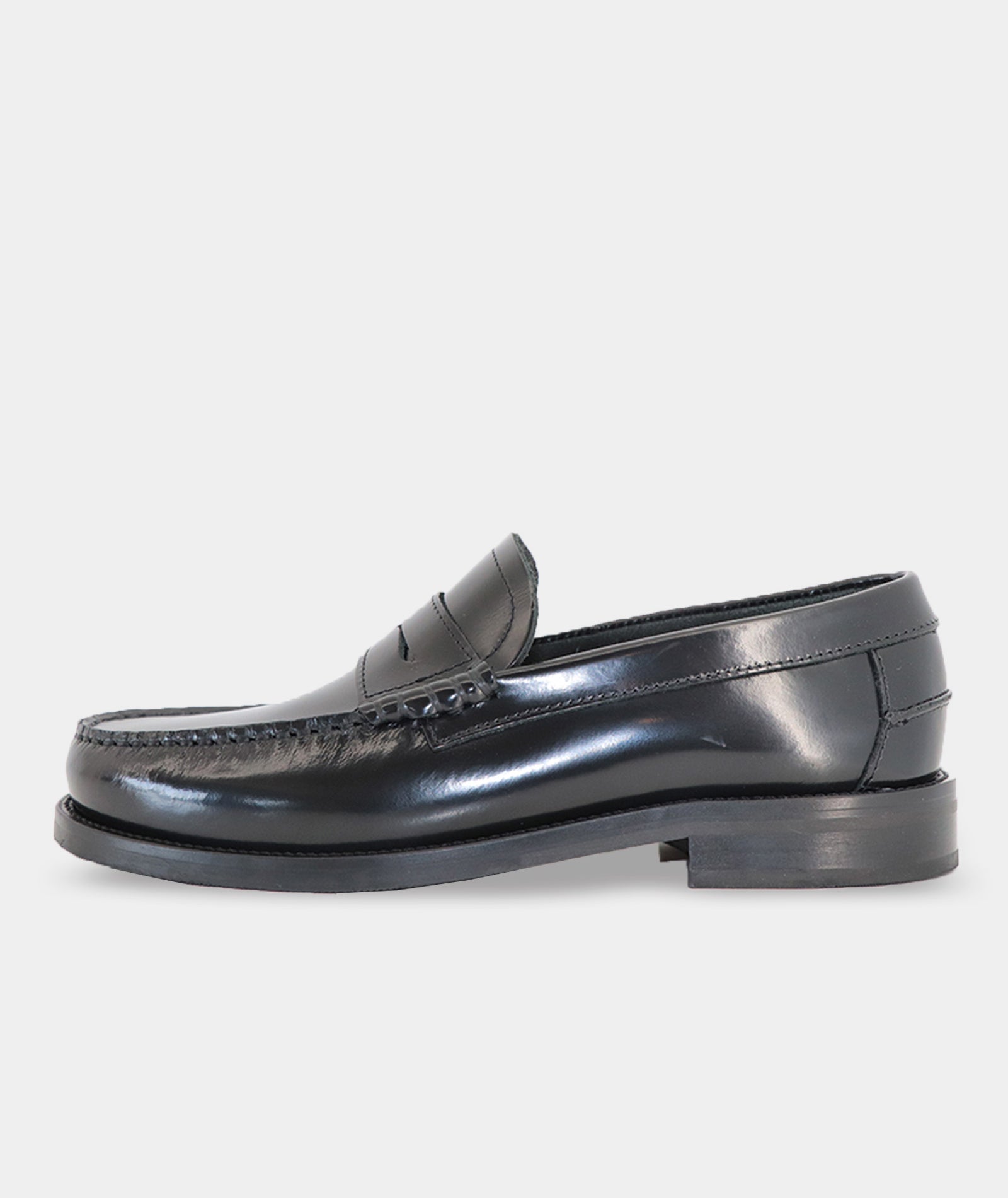 GARMENT PROJECT MAN Miles Penny Loafer - Black Polido Shoes 999 Black