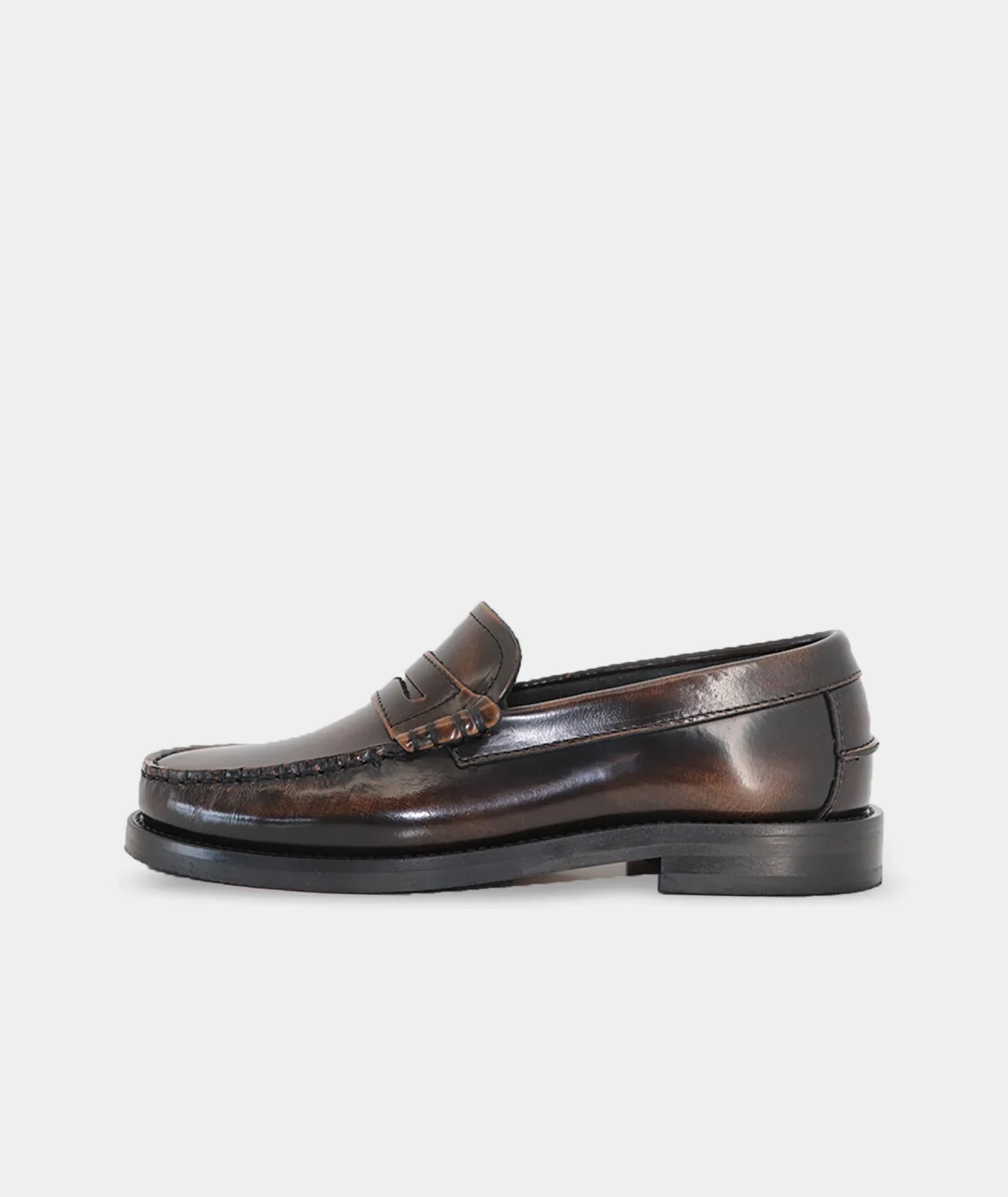 GARMENT PROJECT WMNS Miles Penny Loafer - Brown Polido Loafer 800 Brown