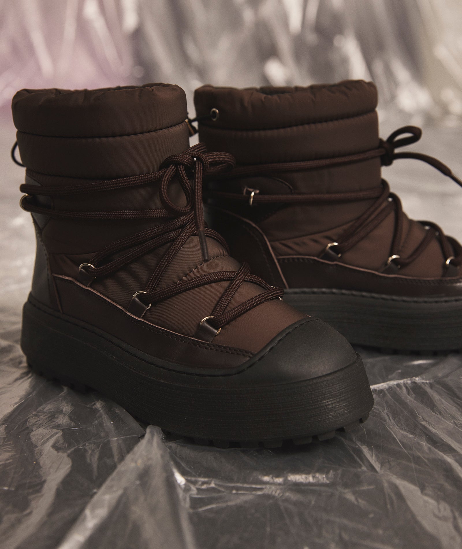 GARMENT PROJECT WMNS Milo Snow Boot - Brown Nylon / Leather Shoes 800 Brown