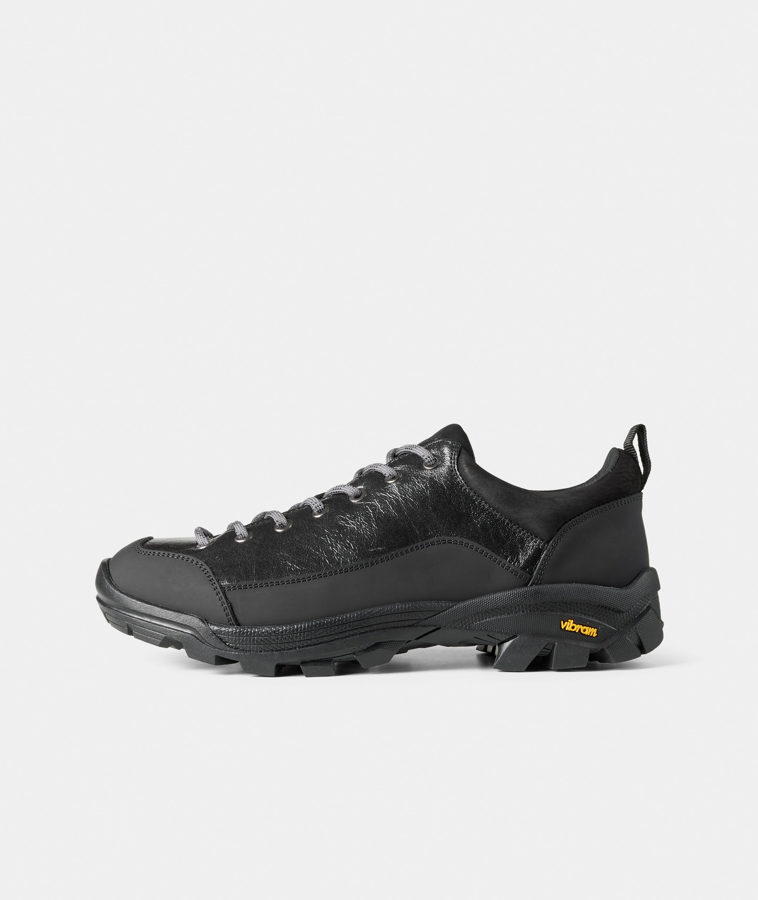 GARMENT PROJECT MAN Neve - Black Vintage Patent Leather Shoes 999 Black