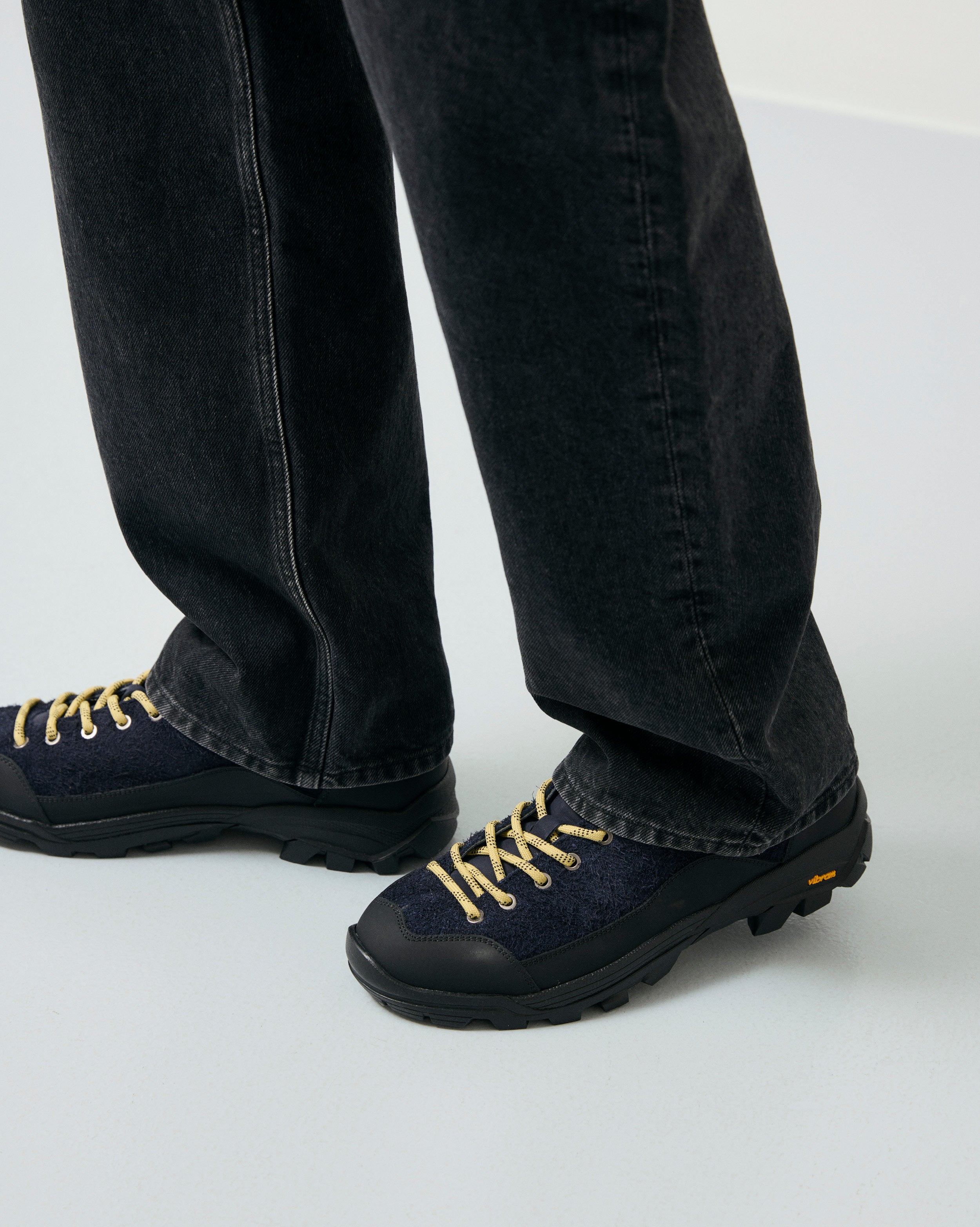 GARMENT PROJECT MAN Neve - Navy Hairy Suede Shoes 500 Navy