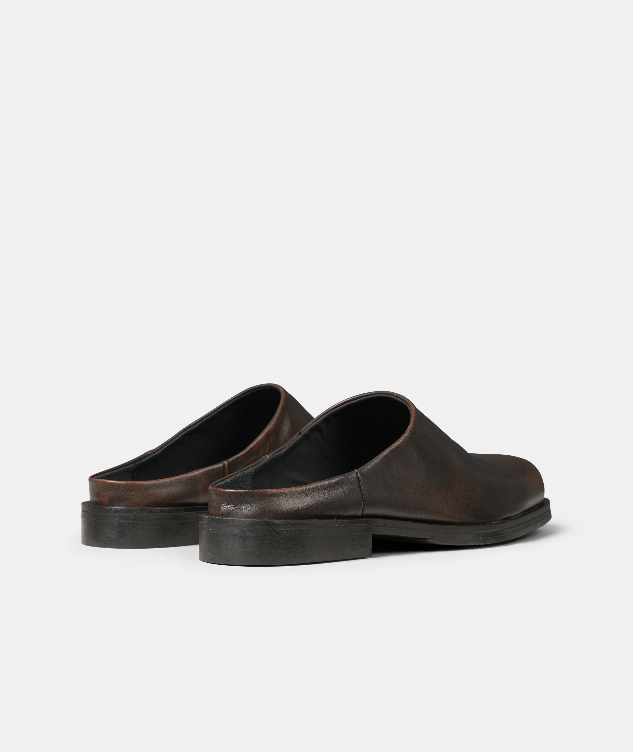 GARMENT PROJECT MAN Oliver - Brown Vintage Leather Mules 800 Brown