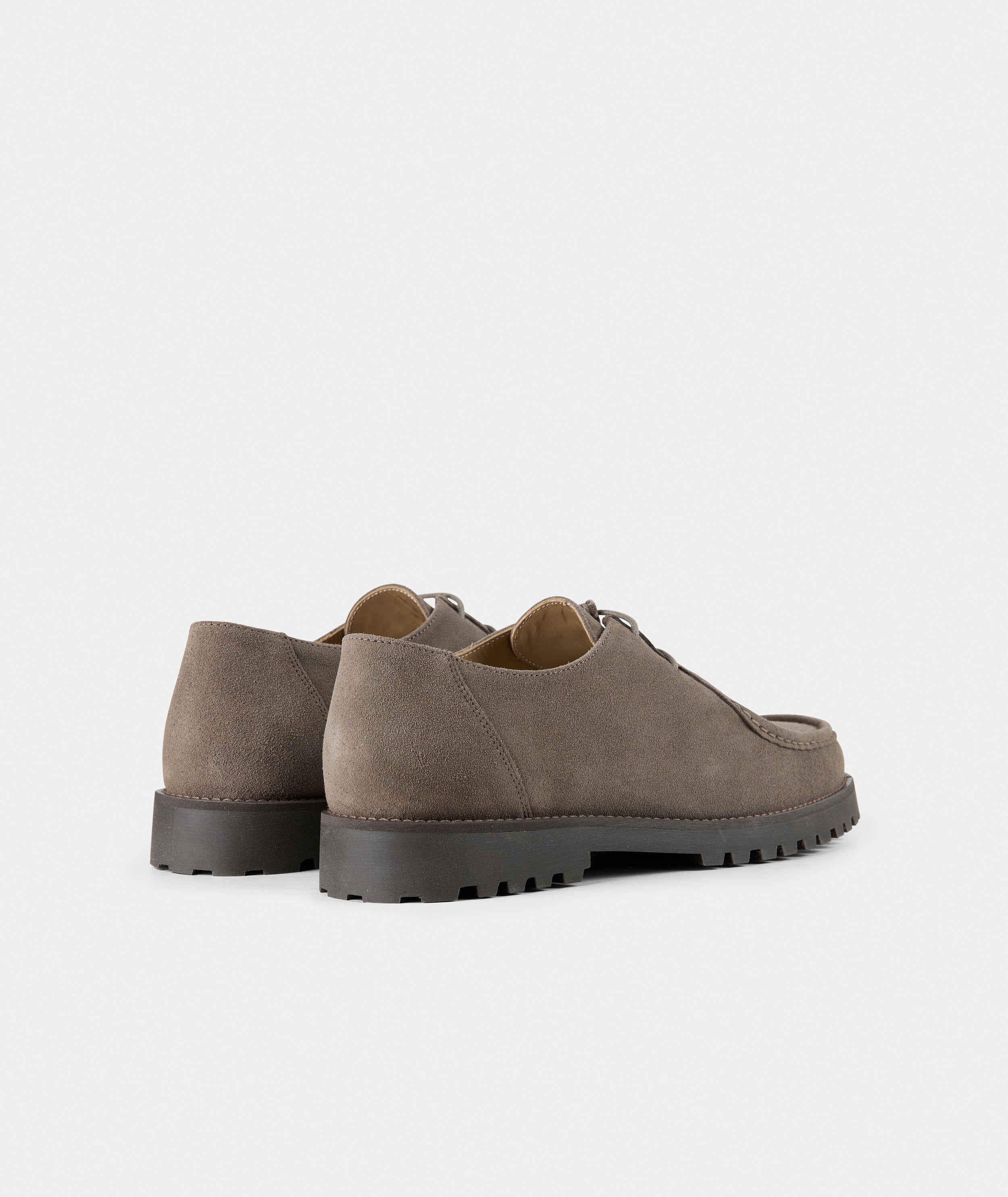 GARMENT PROJECT MAN Ollie Moc Toe - Truffle Suede Shoes 265 Truffle