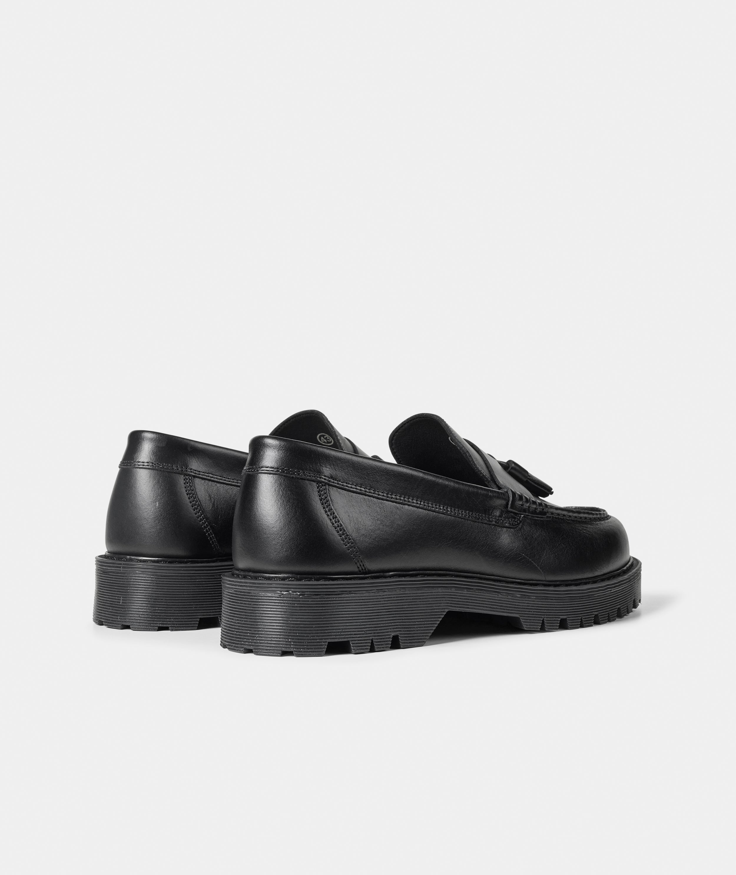 GARMENT PROJECT MAN Pete Loafer - Black Leather Loafer 999 Black