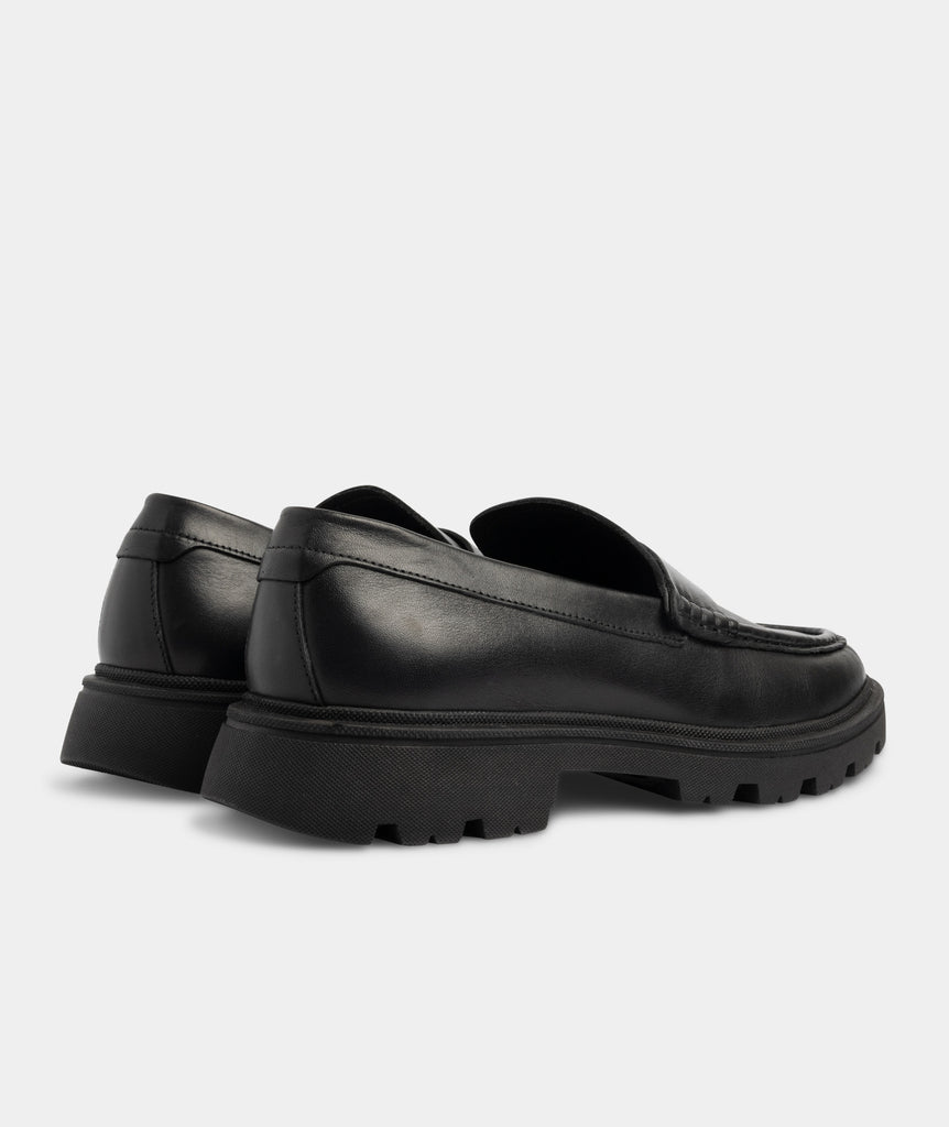 GARMENT PROJECT MAN Phil Loafer - Black Leather Loafer 999 Black