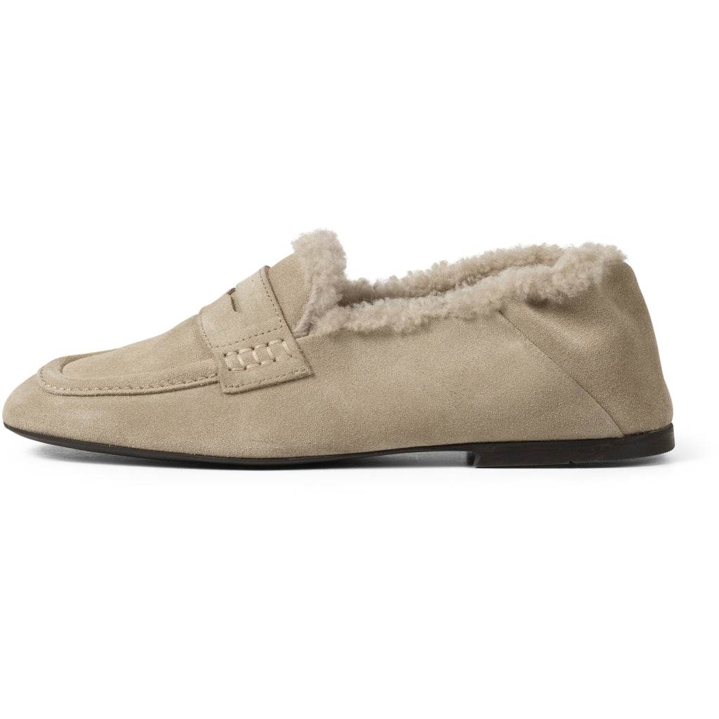 GARMENT PROJECT WMNS Robin - Earth Suede / Shearling Loafer 260 Earth