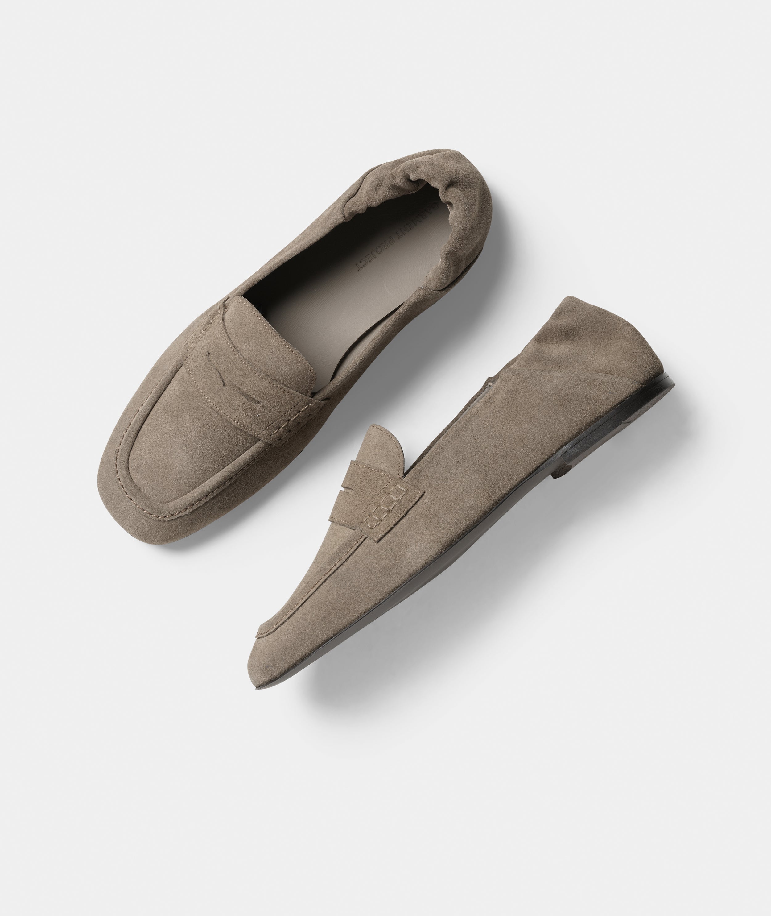 GARMENT PROJECT MAN Robin - Truffle Suede Loafer 265 Truffle