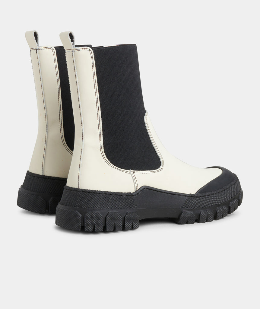 GARMENT PROJECT WMNS Twig Chelsea - Off White Rubberised Leather Boots 110 Off White