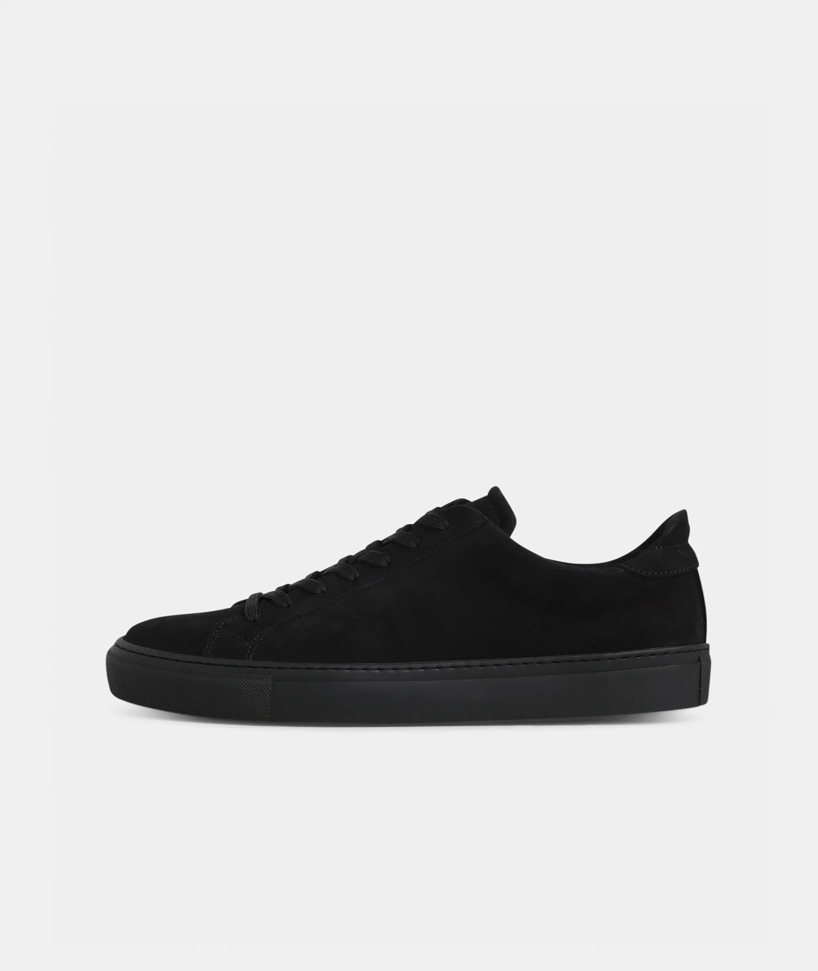 GARMENT PROJECT MAN Type - Black/Black Nubuck Sneakers 999 Black