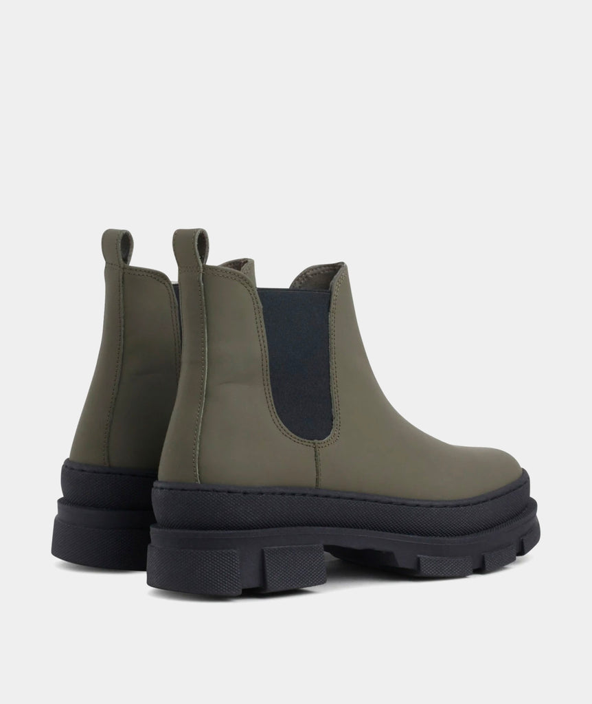 GARMENT PROJECT WMNS Irean Chelsea - Army Rubberised Leather Boots 240 Army