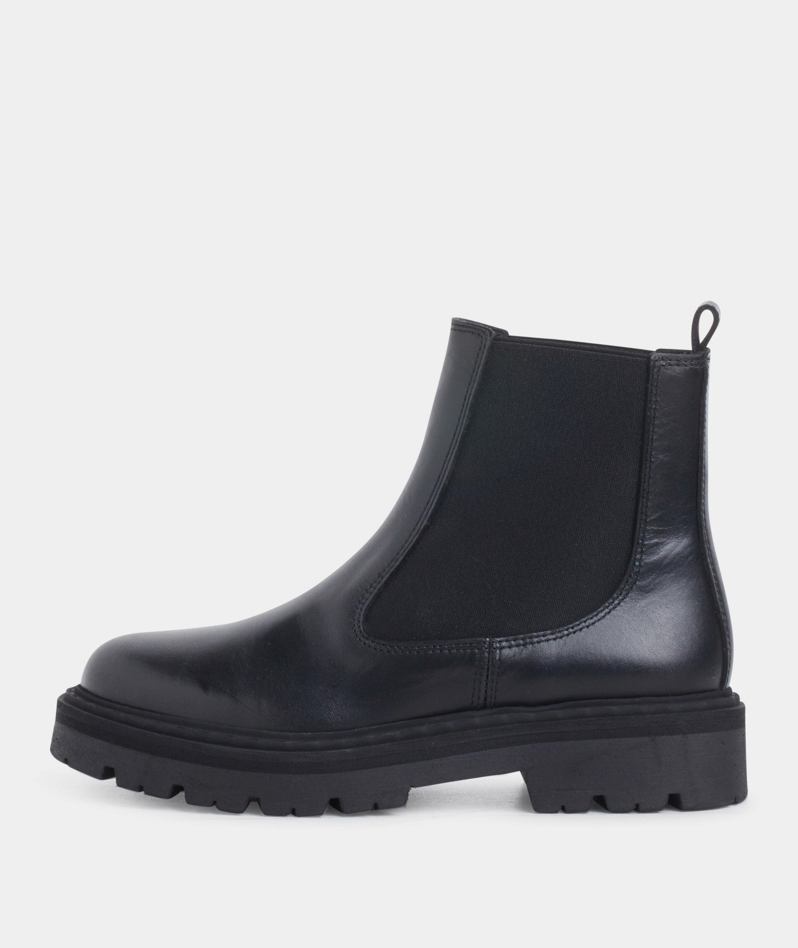 GARMENT PROJECT WMNS Spike Chelsea - Black Matte Boots 999 Black