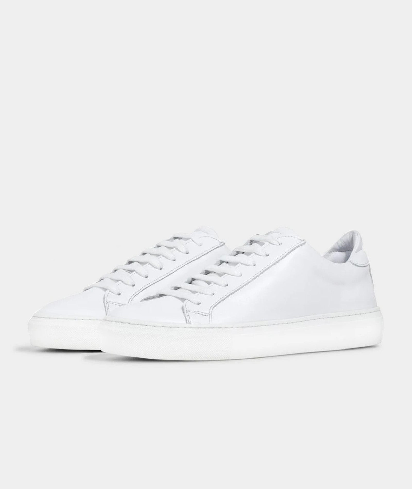 GARMENT PROJECT WMNS Type - White Leather Sneakers 100 White