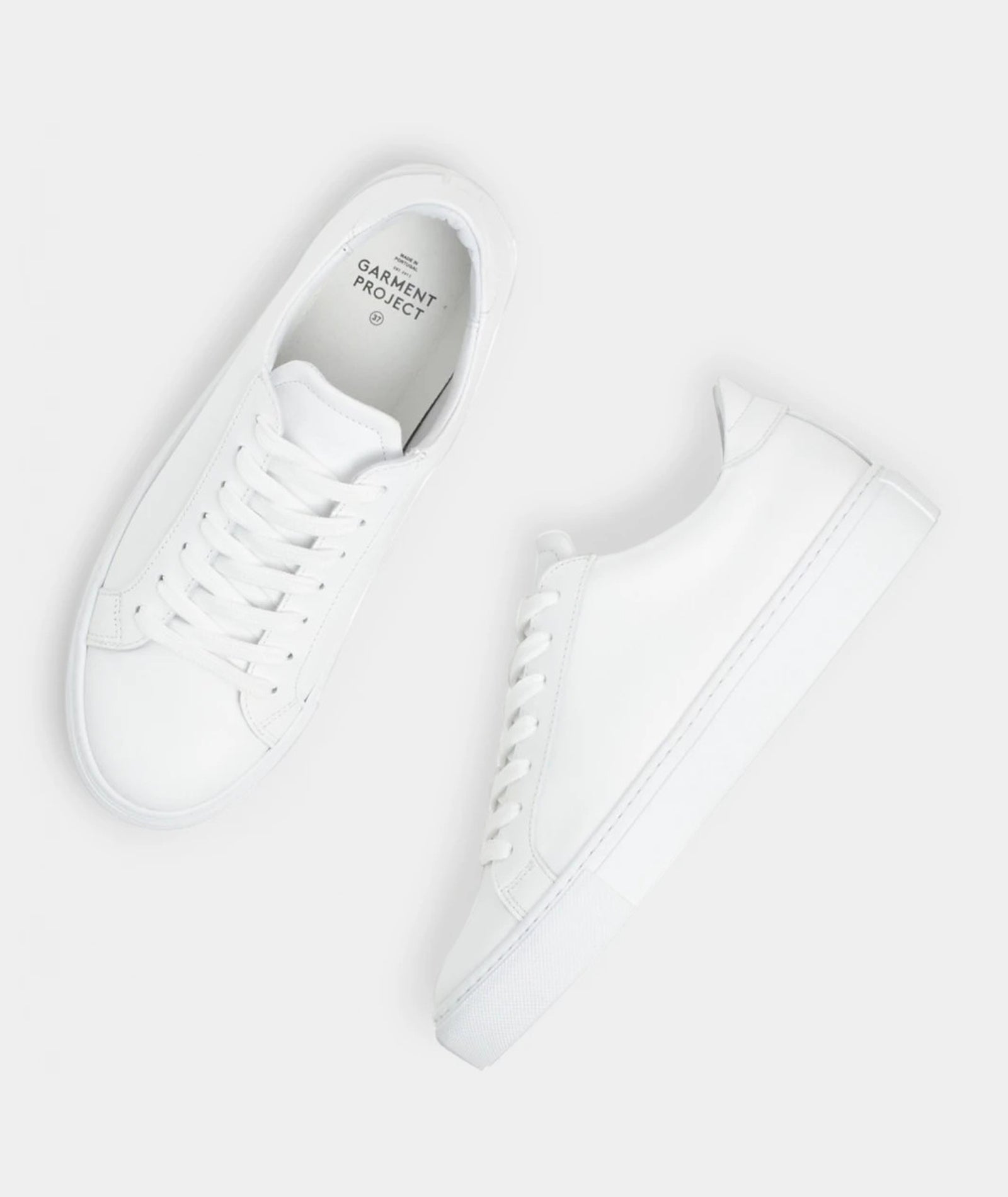 What are some good brands of women's white leather sneakers? - Quora