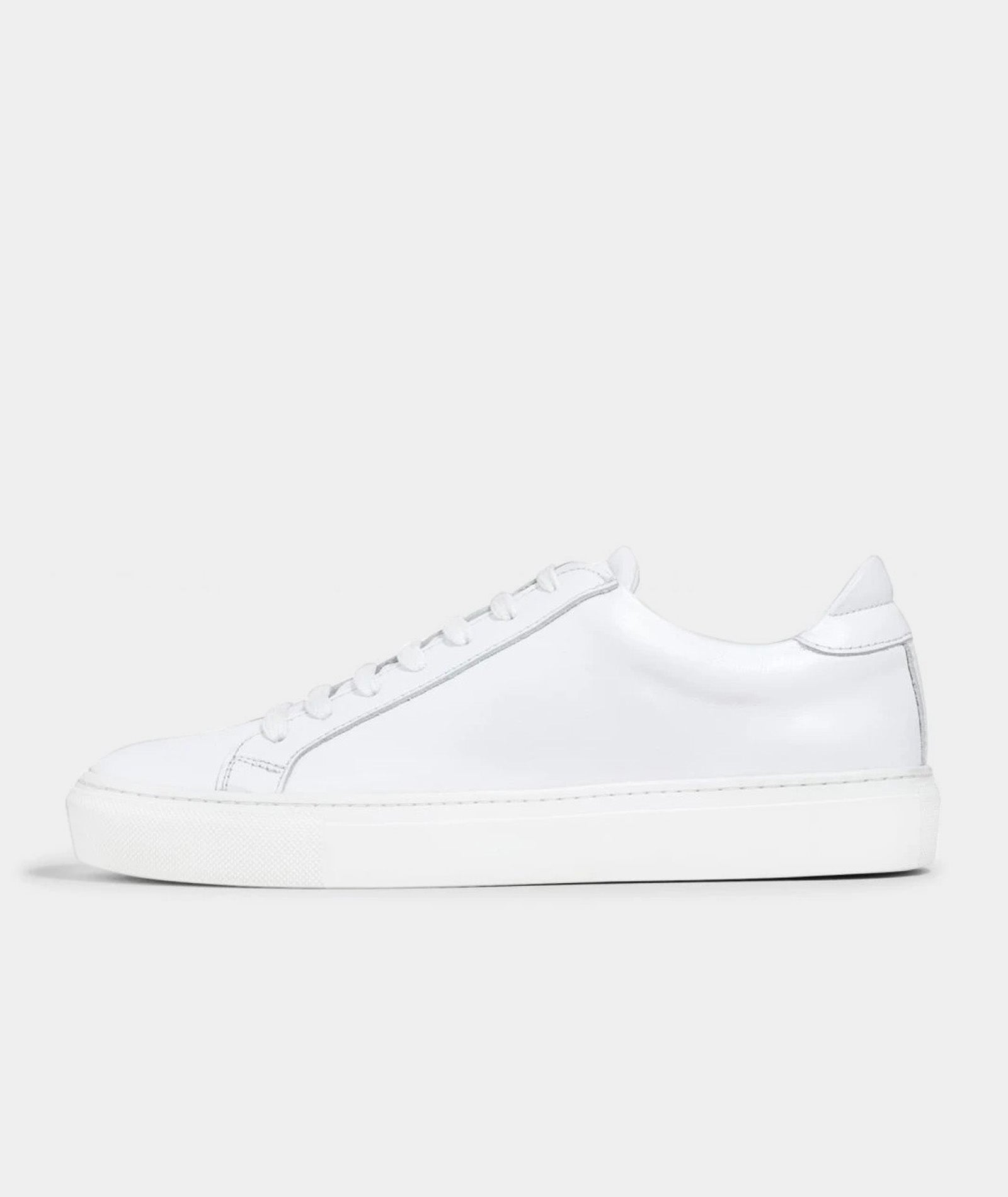 GARMENT PROJECT WMNS Type - White Leather Sneakers 100 White